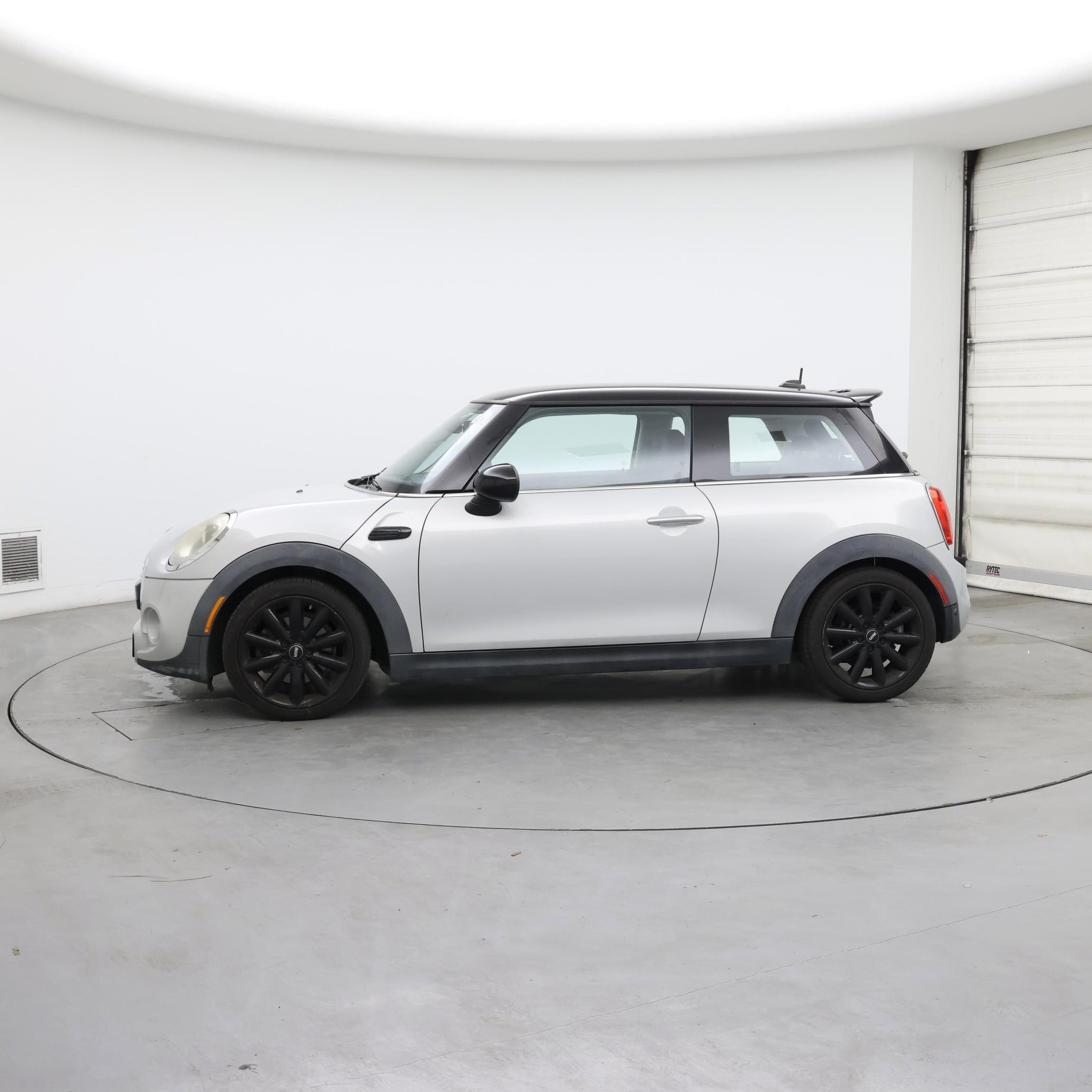 Thumbnail: 2015 MINI Cooper Hardtop - 3