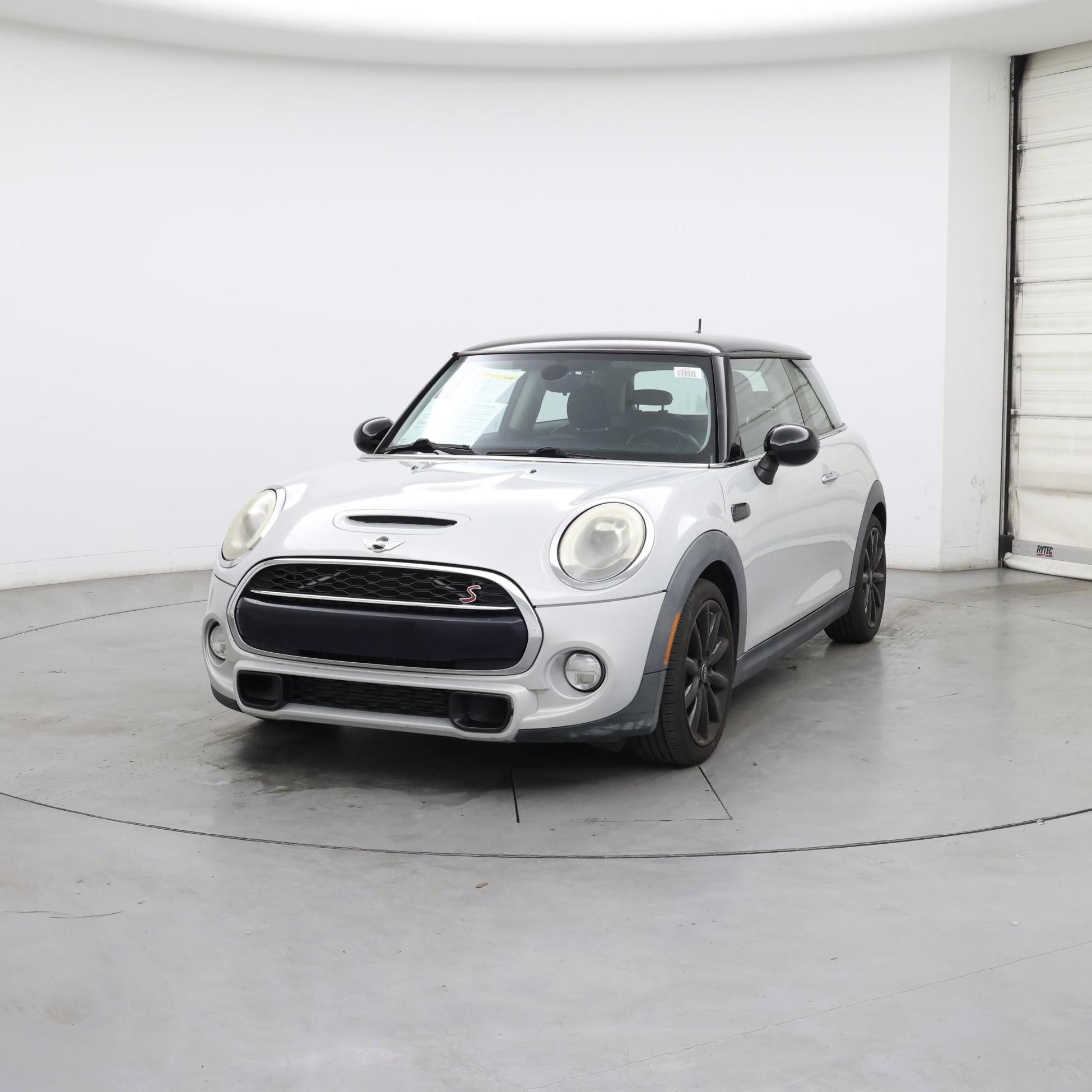 Thumbnail: 2015 MINI Cooper Hardtop - 4