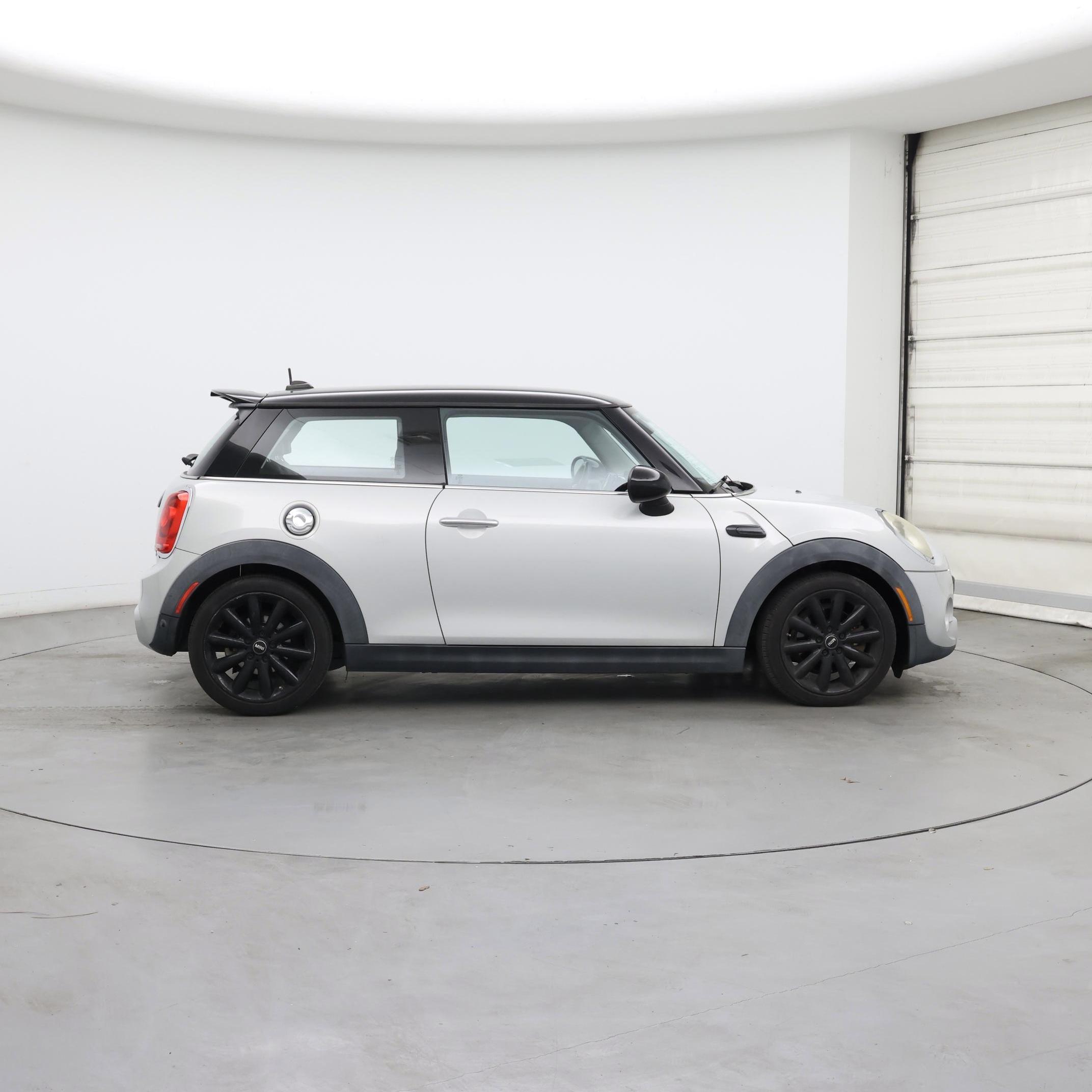 Thumbnail: 2015 MINI Cooper Hardtop - 7