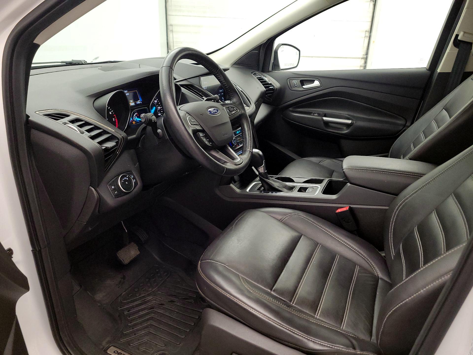 Thumbnail: 2017 Ford Escape - 11