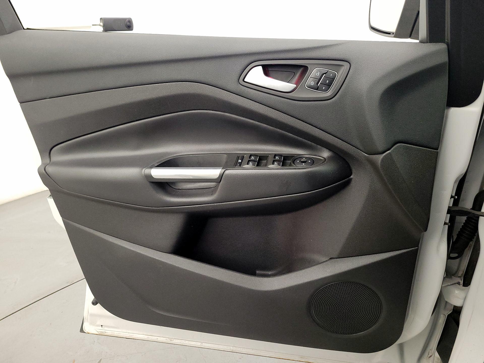 Thumbnail: 2017 Ford Escape - 12