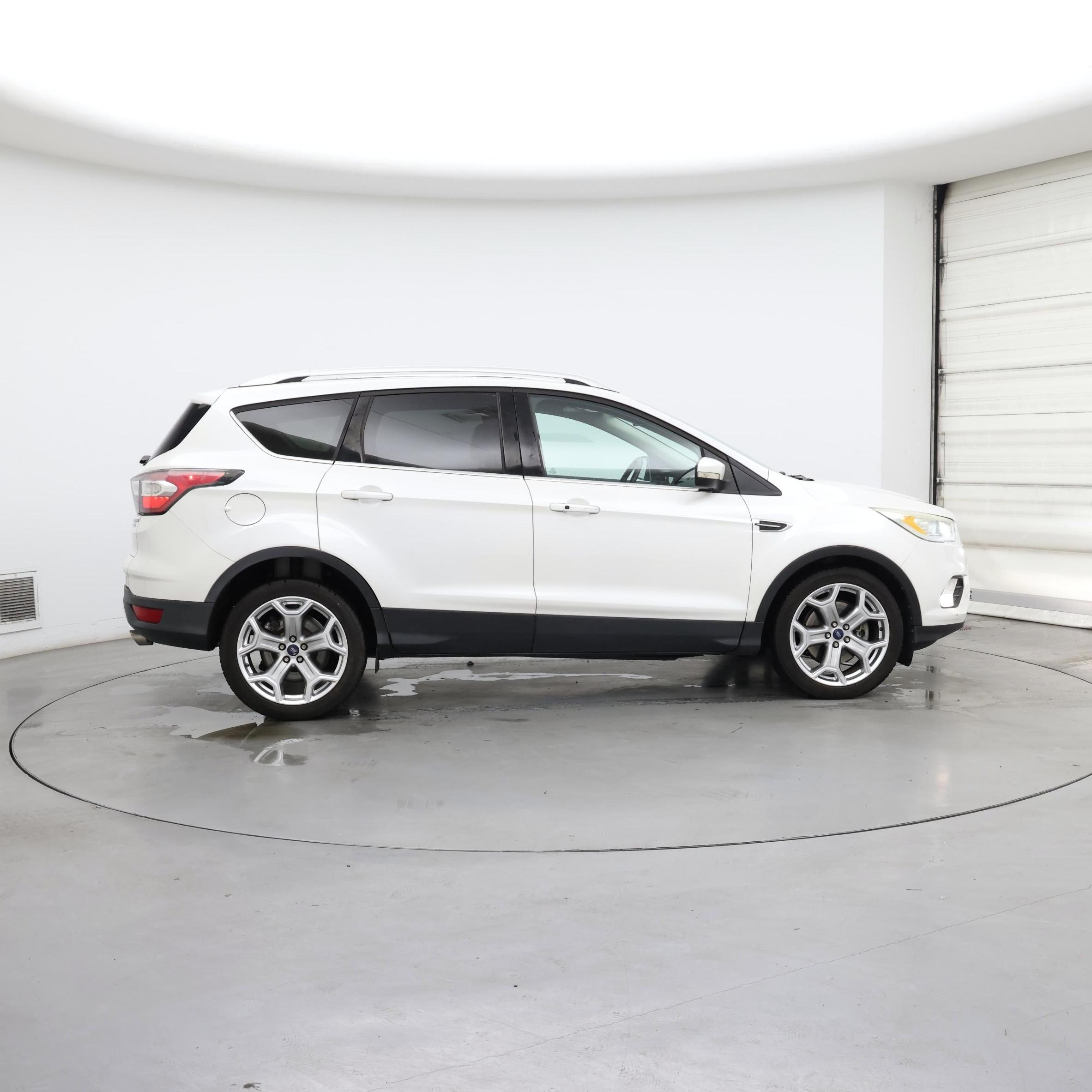 Thumbnail: 2017 Ford Escape - 7