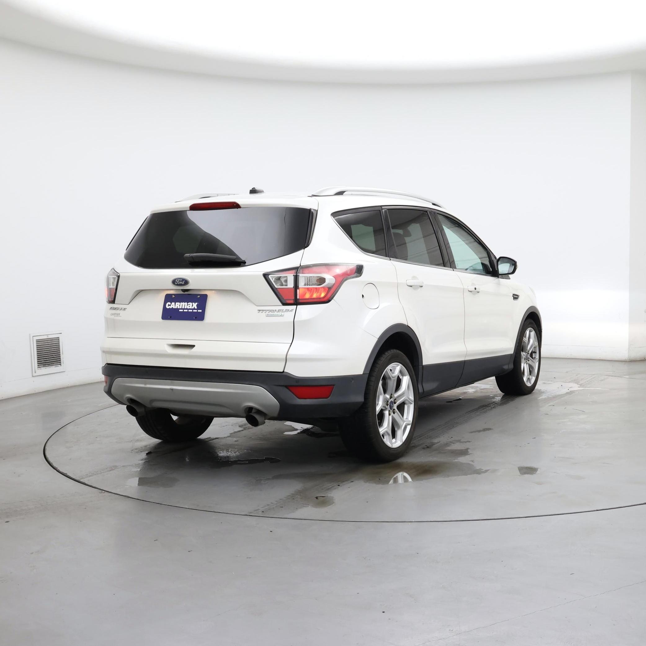 Thumbnail: 2017 Ford Escape - 8