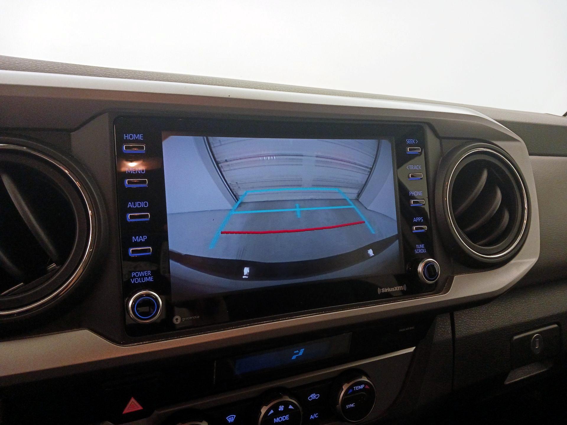 Thumbnail: 2021 Toyota Tacoma - 14