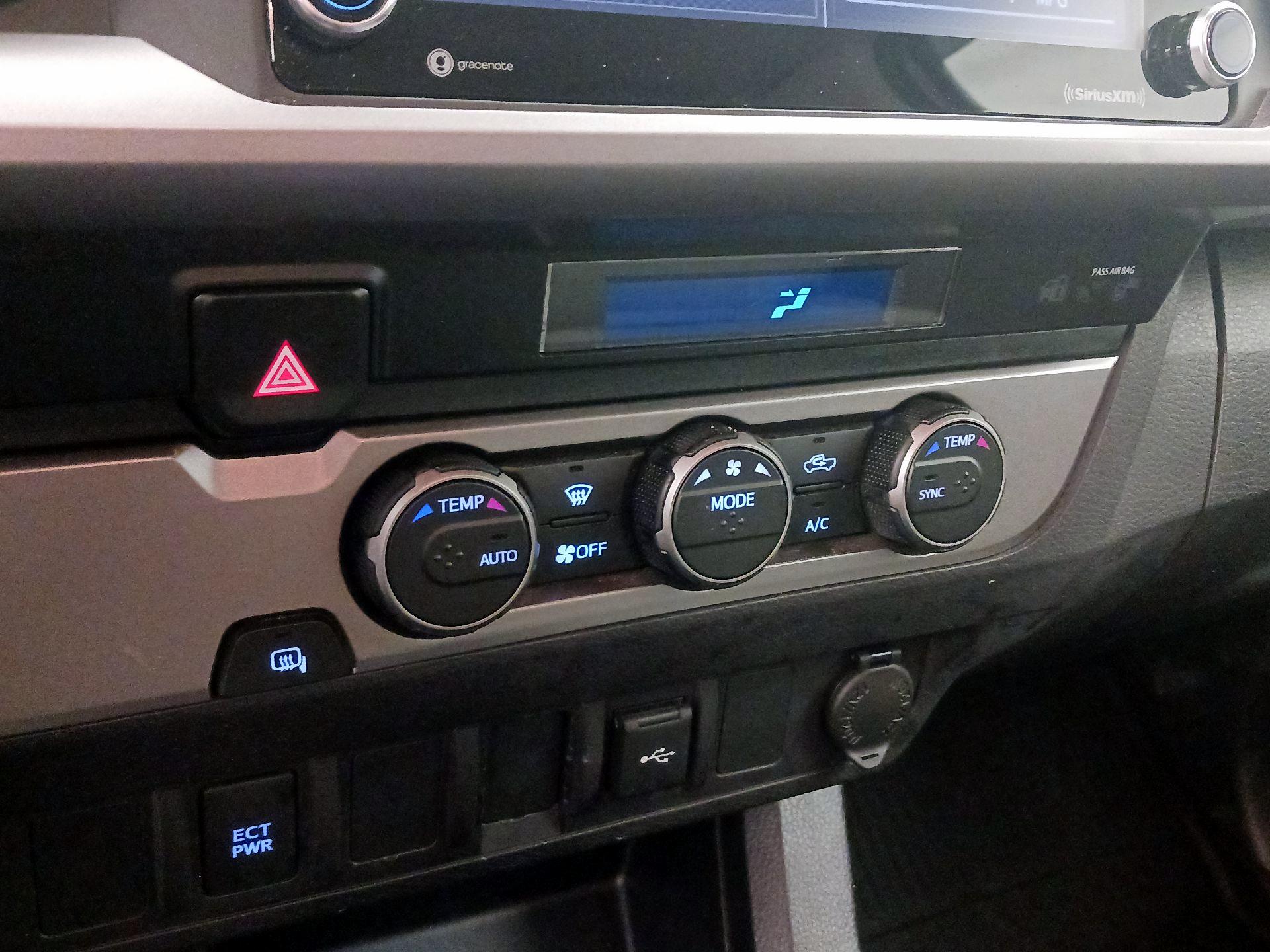 Thumbnail: 2021 Toyota Tacoma - 16