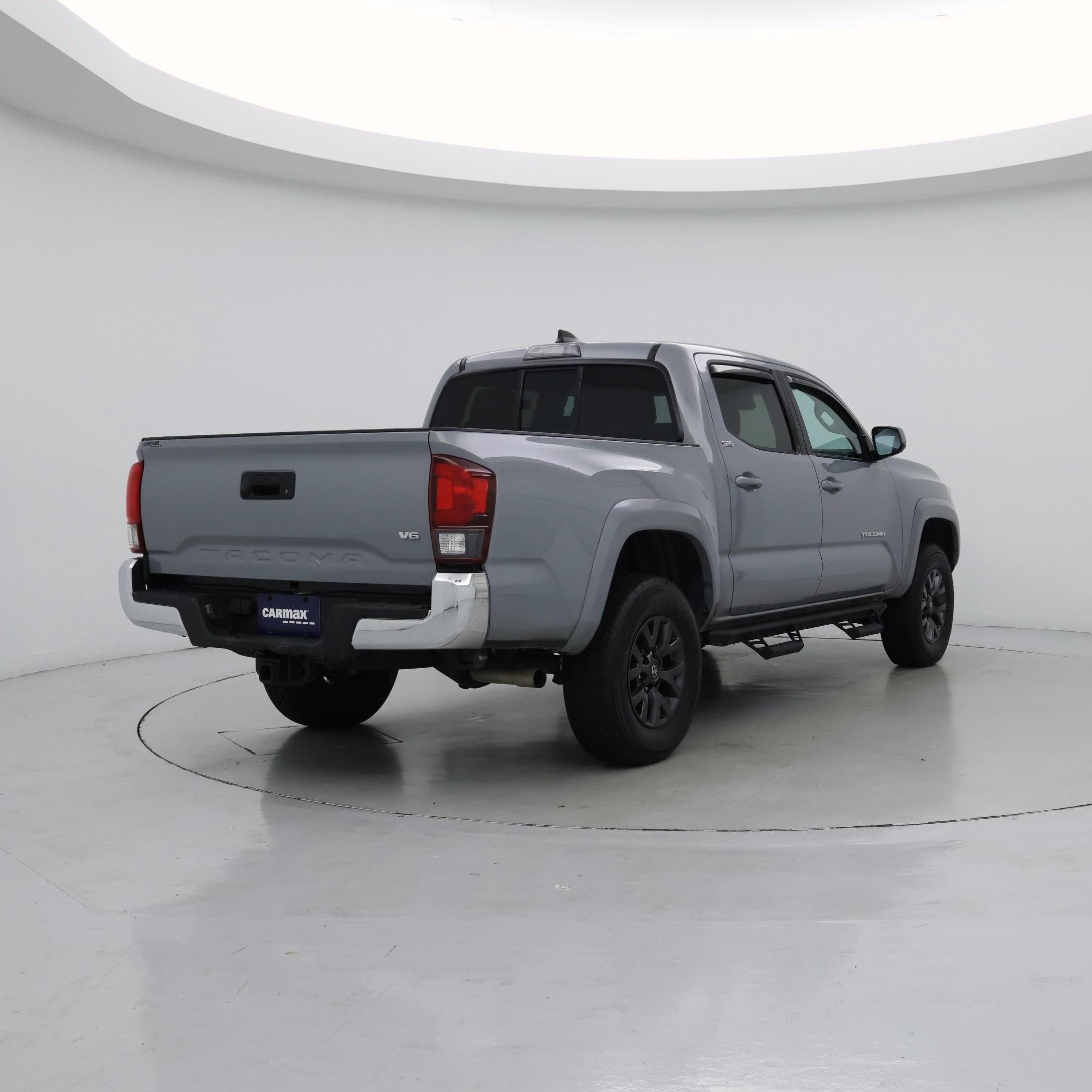 Thumbnail: 2021 Toyota Tacoma - 8
