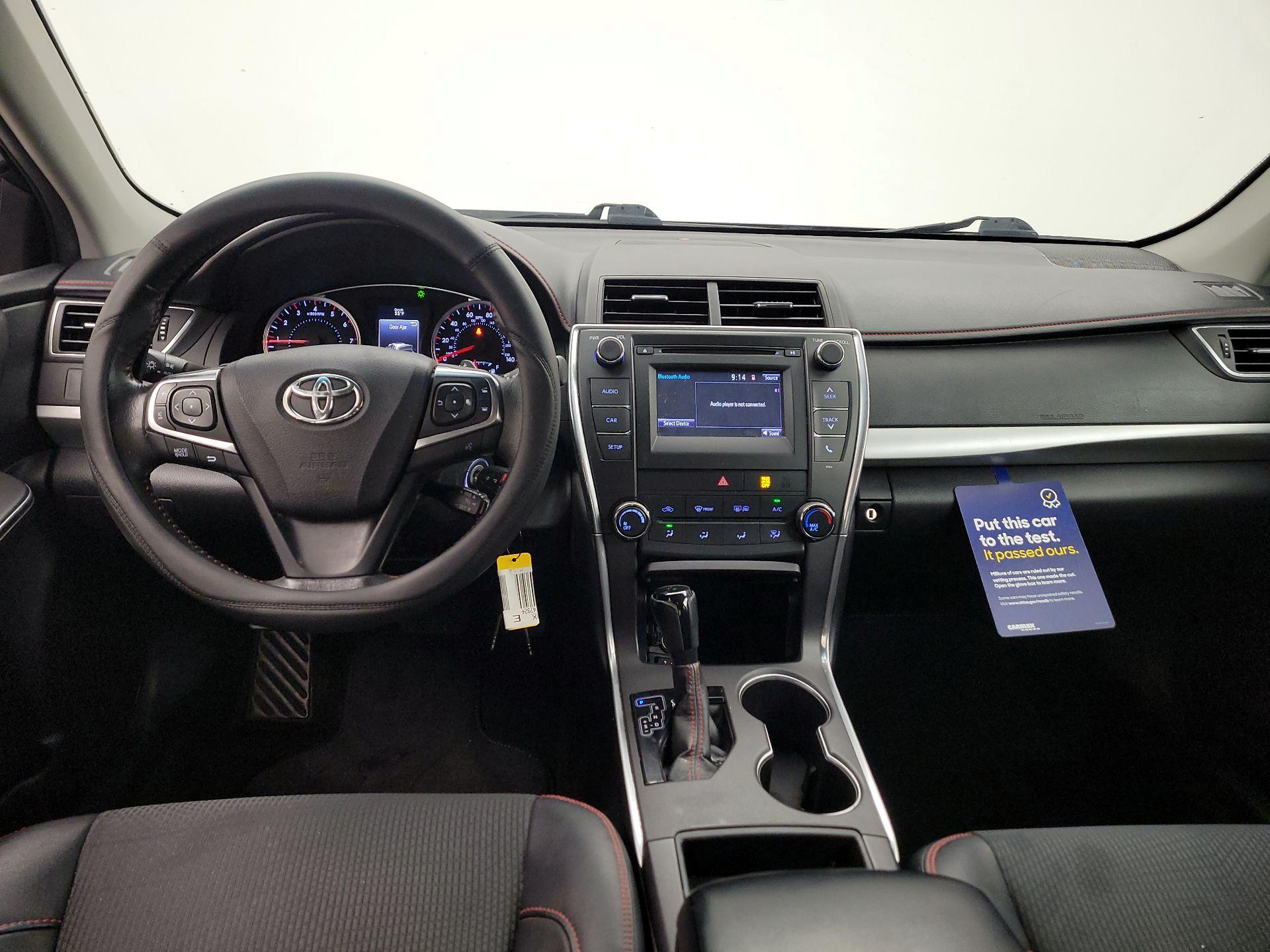 Thumbnail: 2016 Toyota Camry - 9