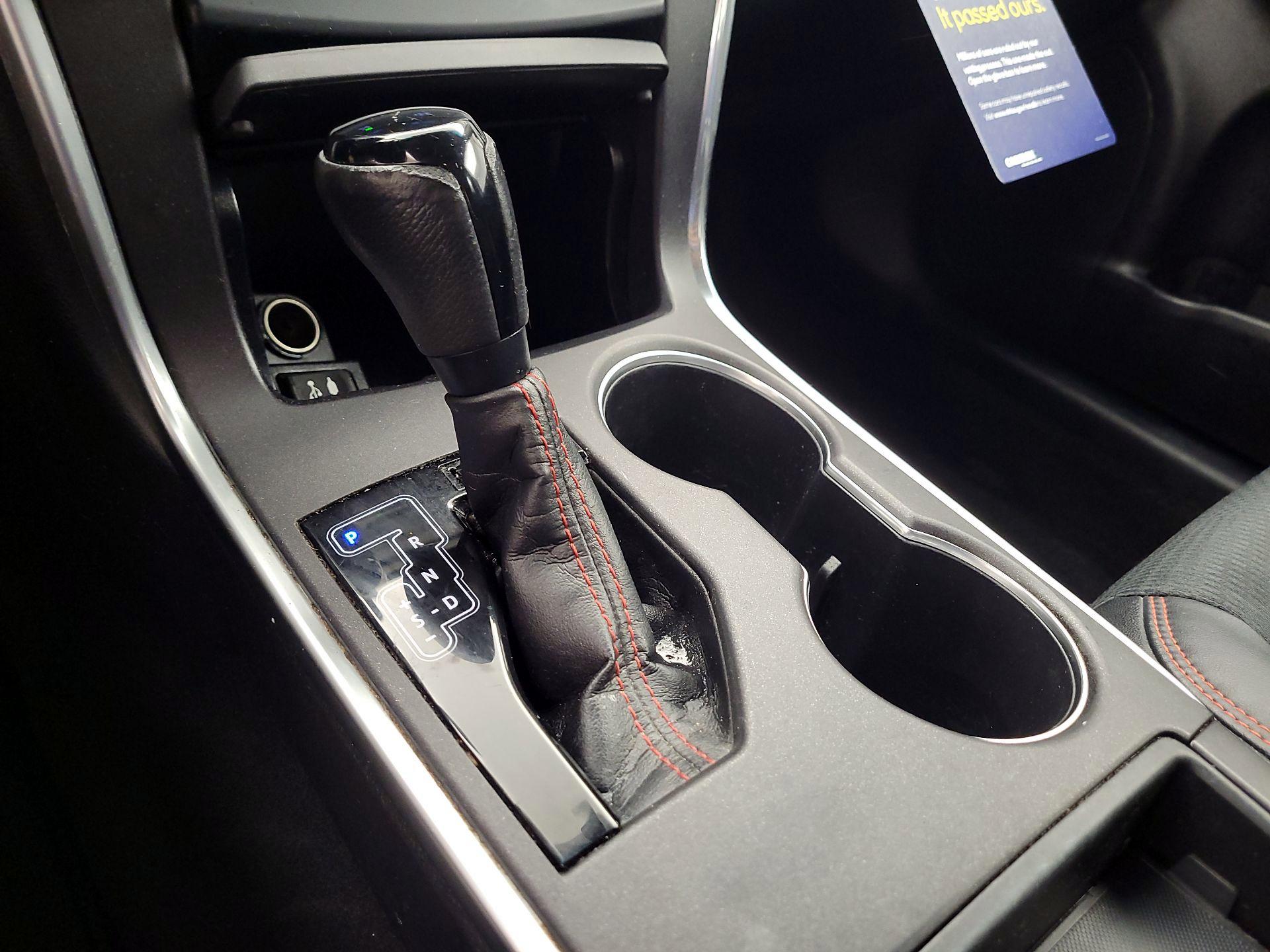 Thumbnail: 2016 Toyota Camry - 15