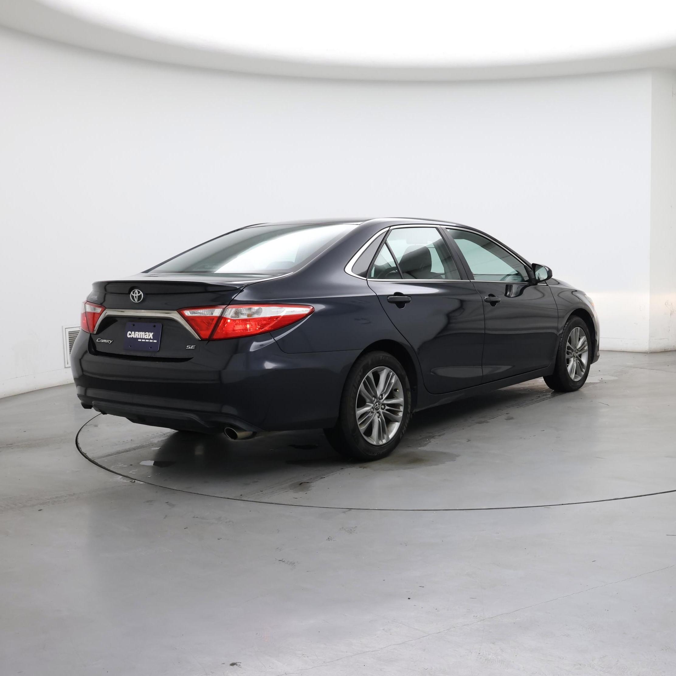 Thumbnail: 2016 Toyota Camry - 8