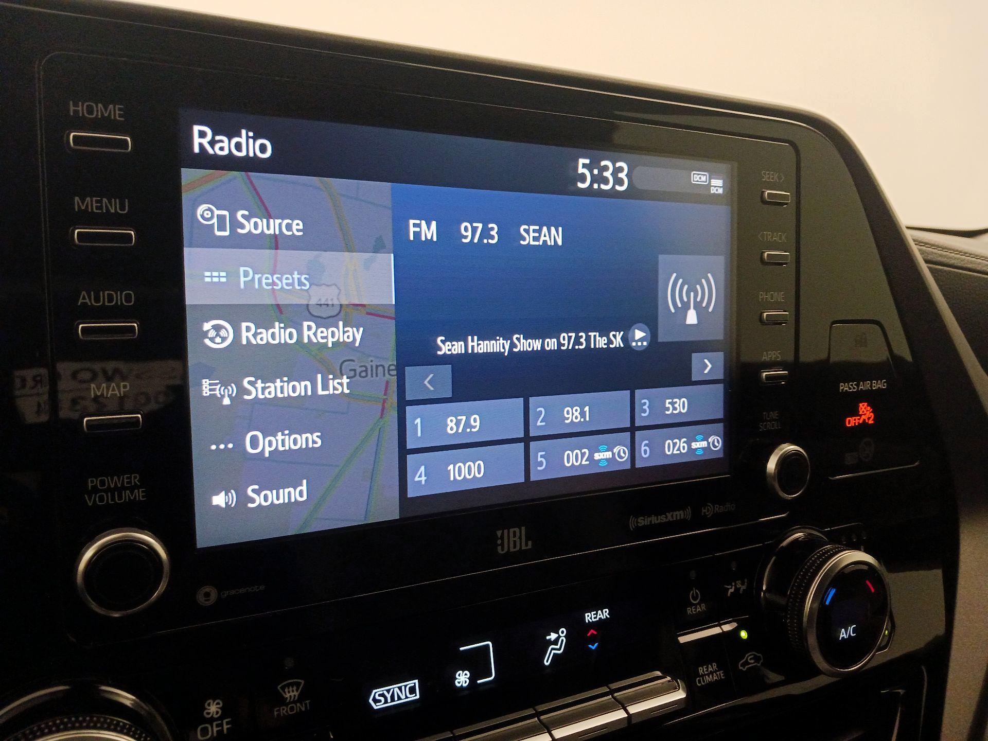 Thumbnail: 2020 Toyota Highlander - 16