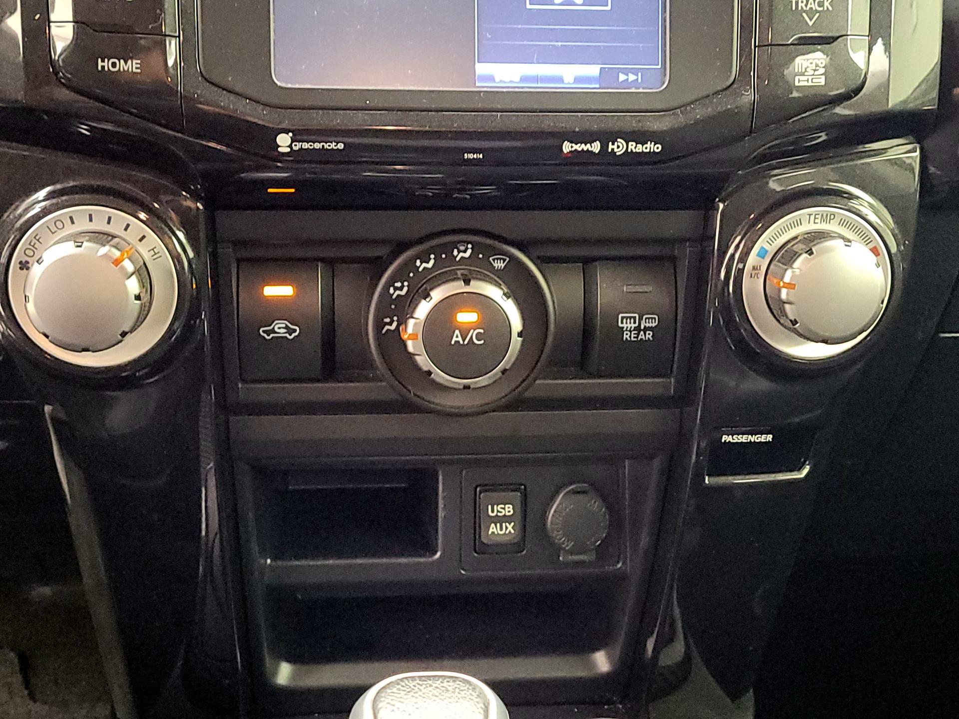 Thumbnail: 2019 Toyota 4Runner - 16