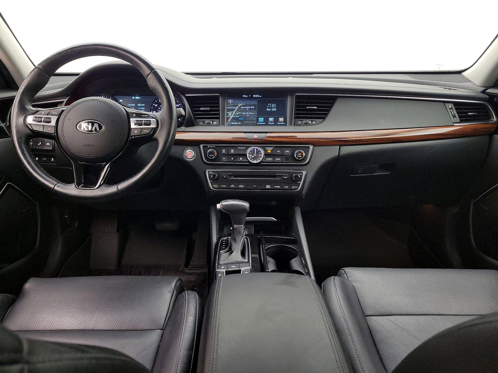 Thumbnail: 2017 Kia Cadenza - 9
