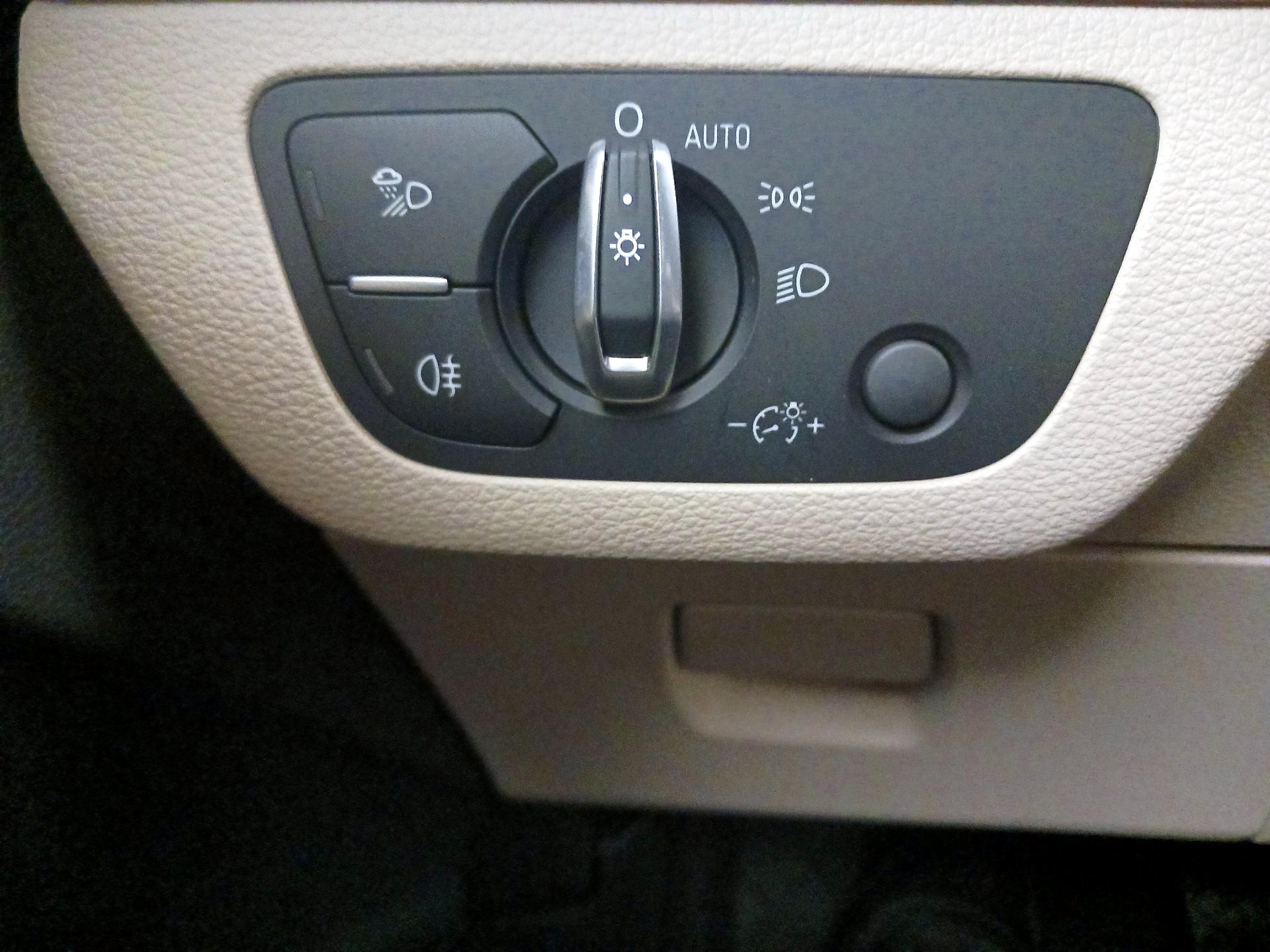 Thumbnail: 2023 Audi Q5 - 13