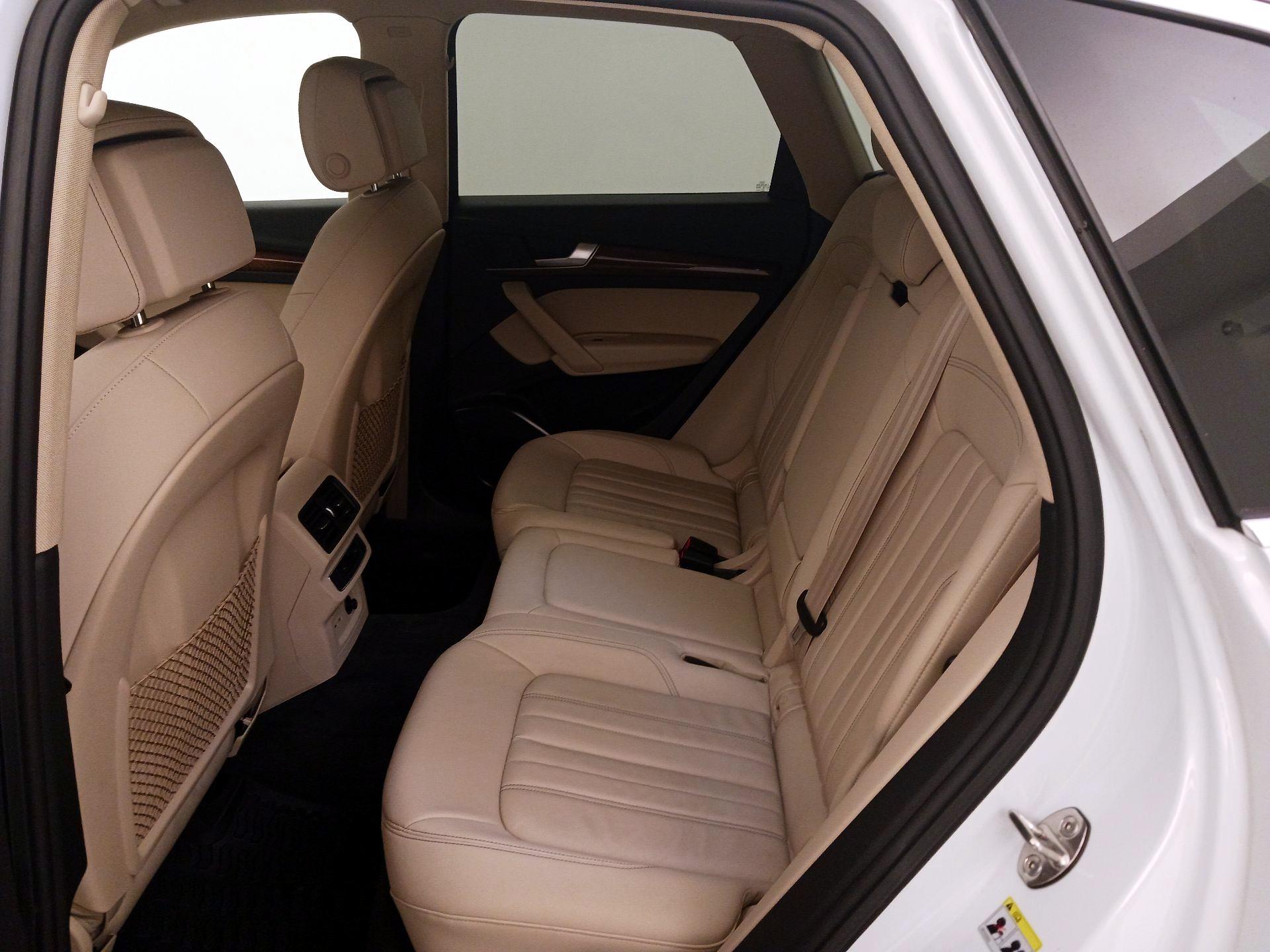 Thumbnail: 2023 Audi Q5 - 20