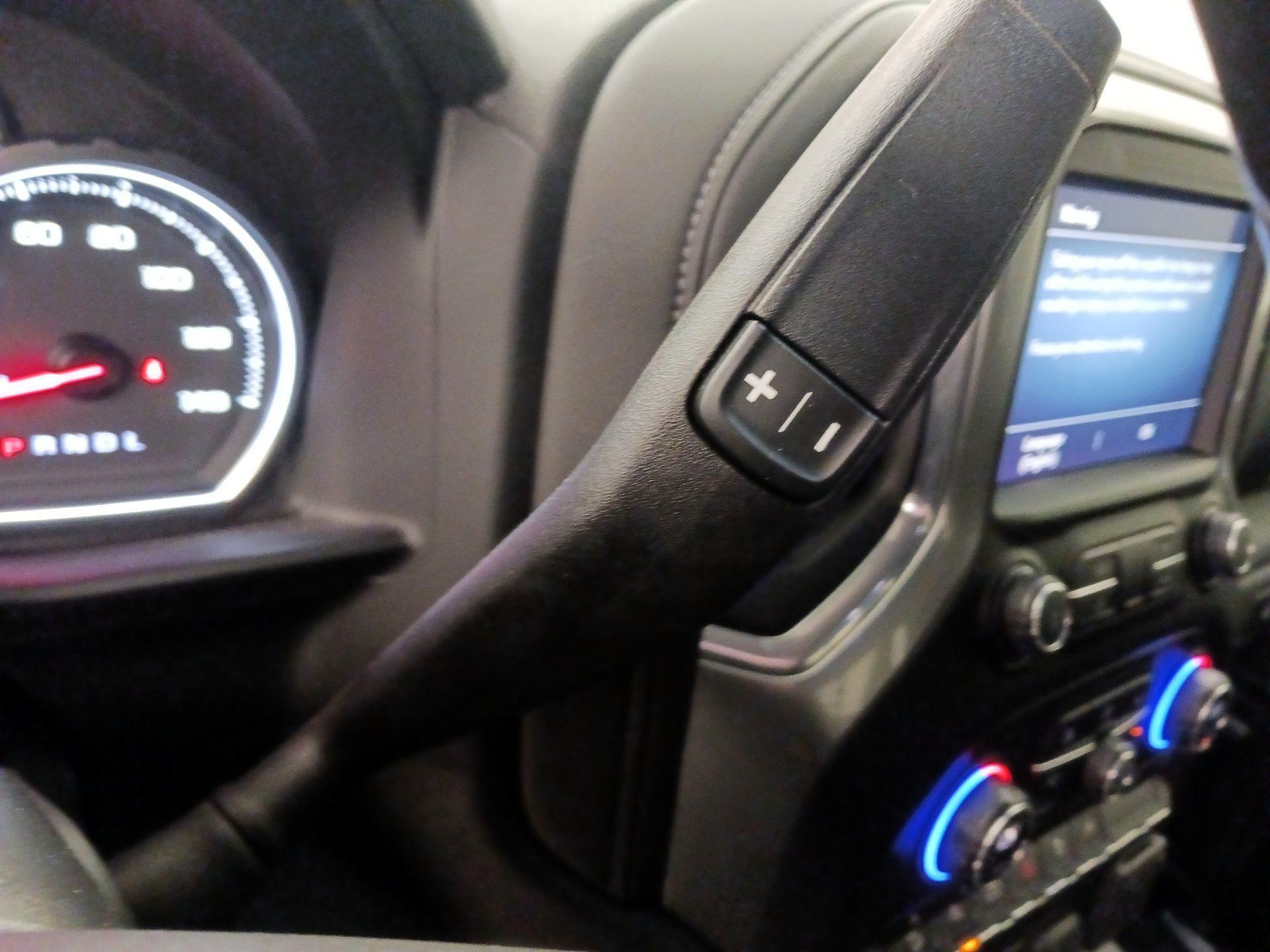 Thumbnail: 2021 Chevrolet Silverado 1500 - 17