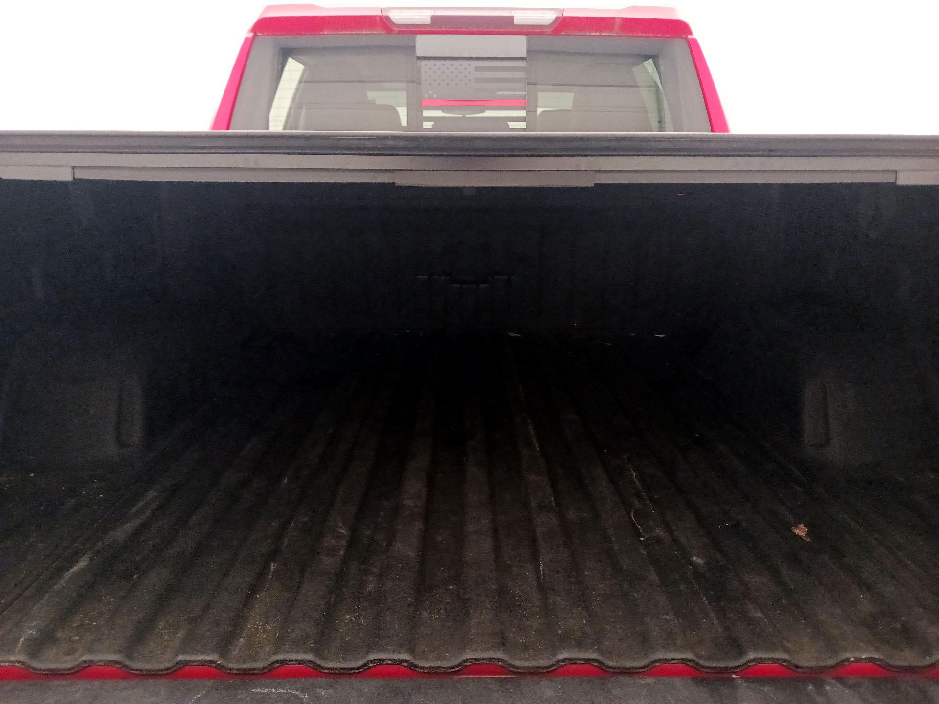 Thumbnail: 2021 Chevrolet Silverado 1500 - 20