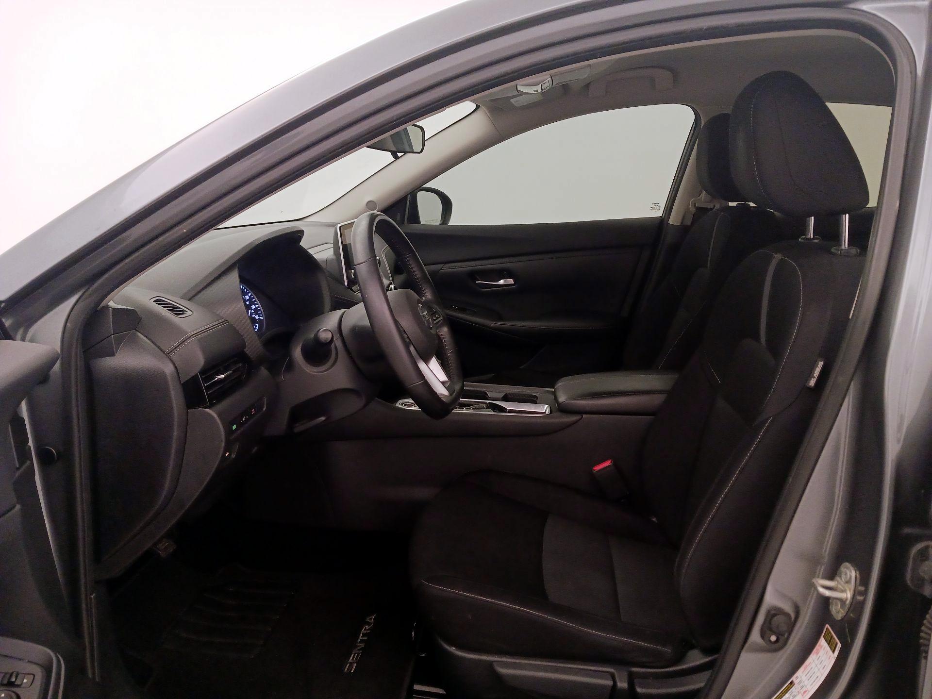 Thumbnail: 2020 Nissan Sentra - 11