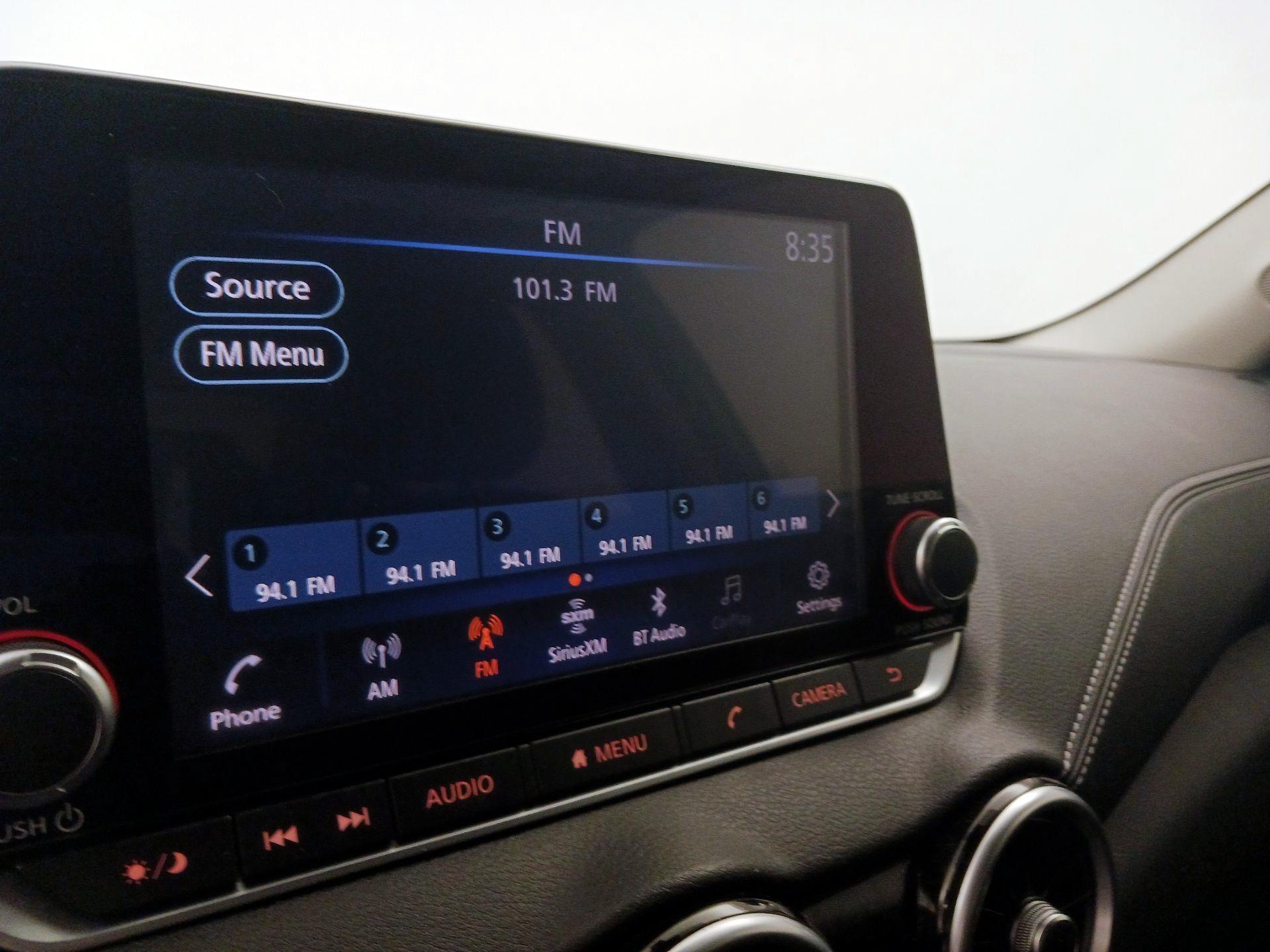 Thumbnail: 2020 Nissan Sentra - 15