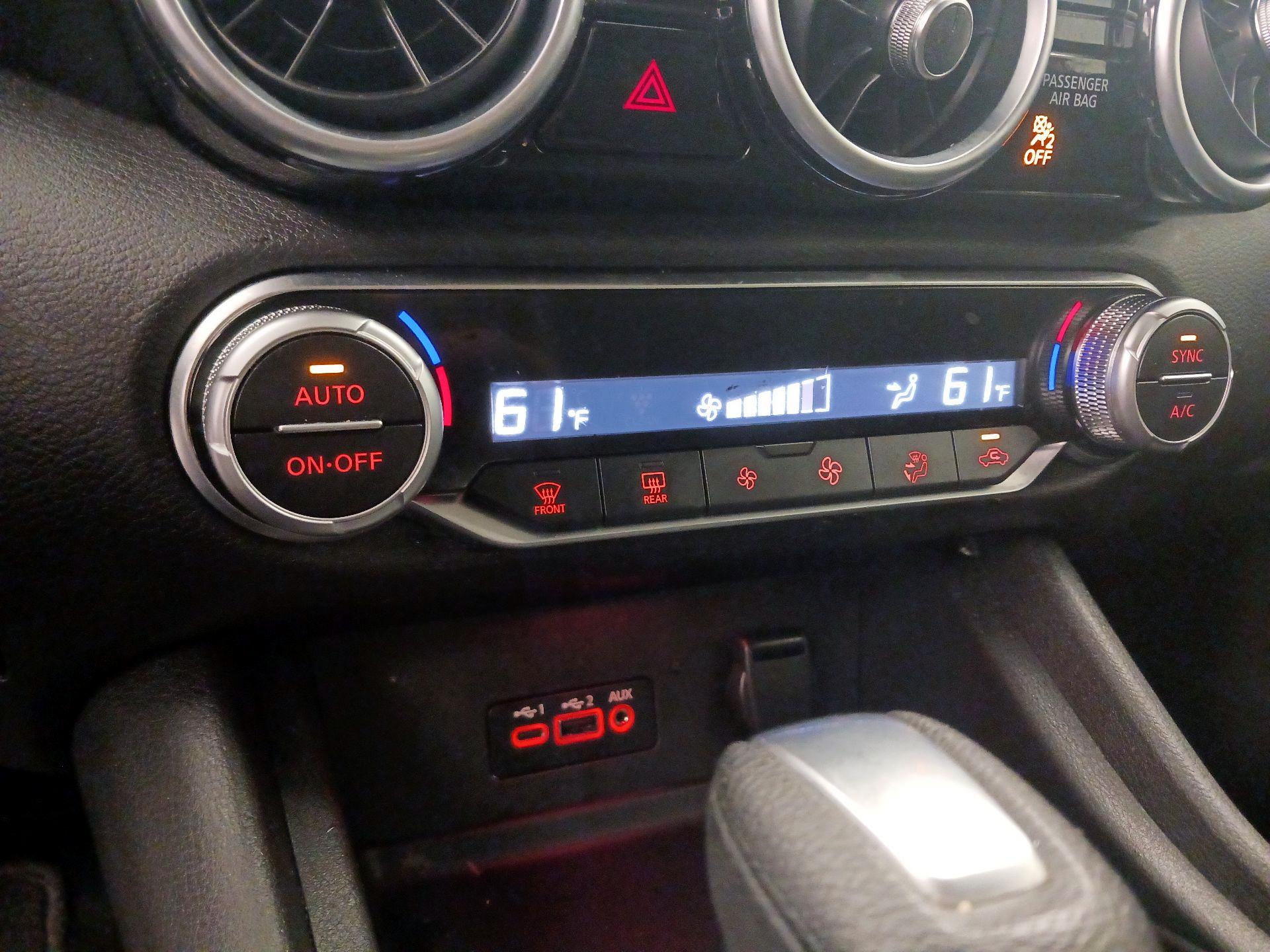 Thumbnail: 2020 Nissan Sentra - 16