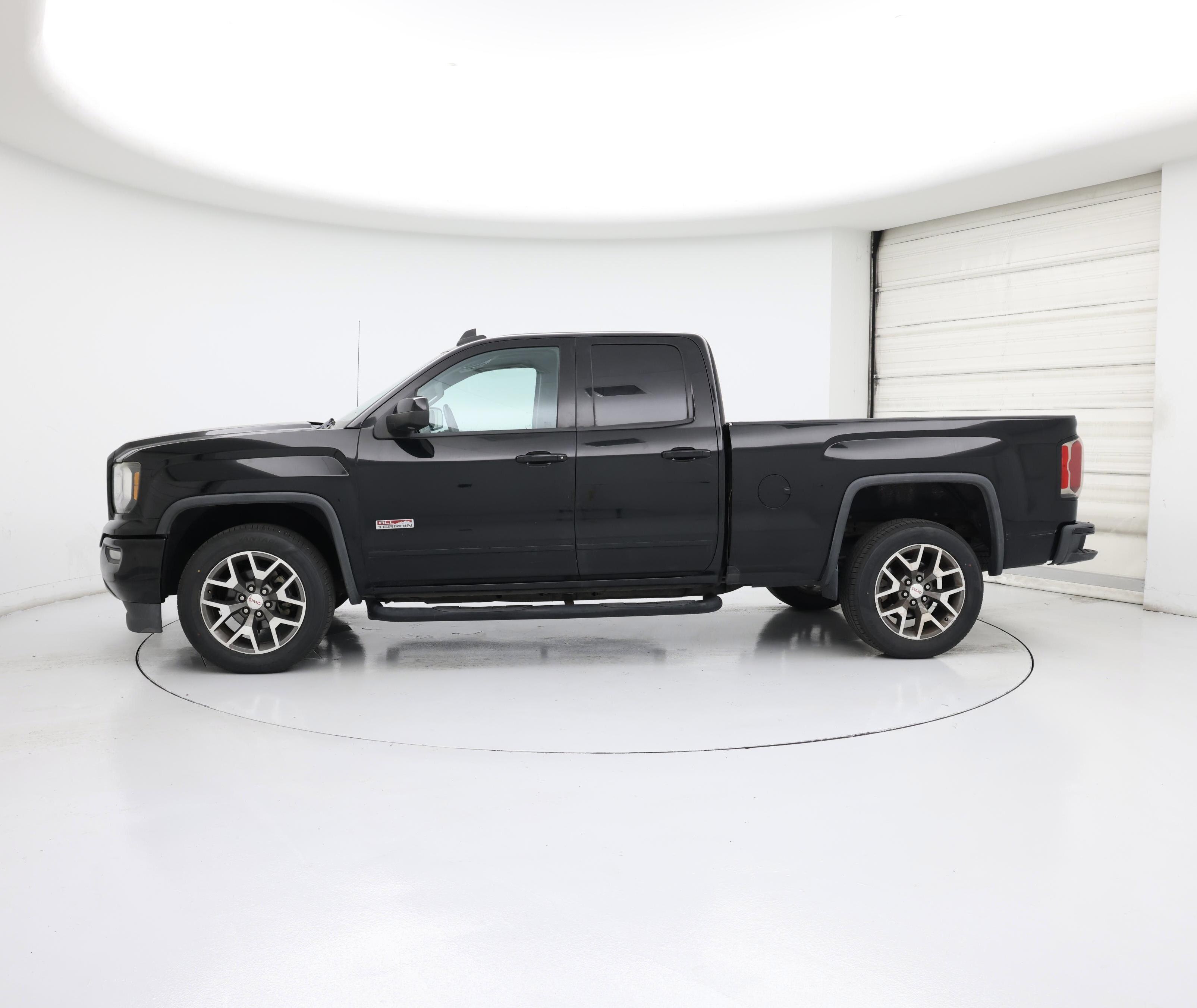 Thumbnail: 2018 GMC Sierra 1500 - 3