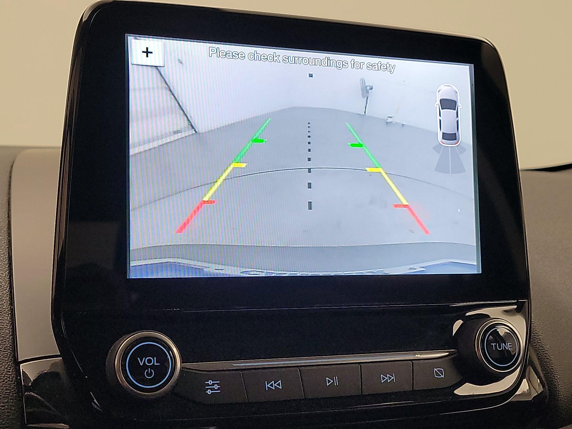 Thumbnail: 2018 Ford EcoSport - 14