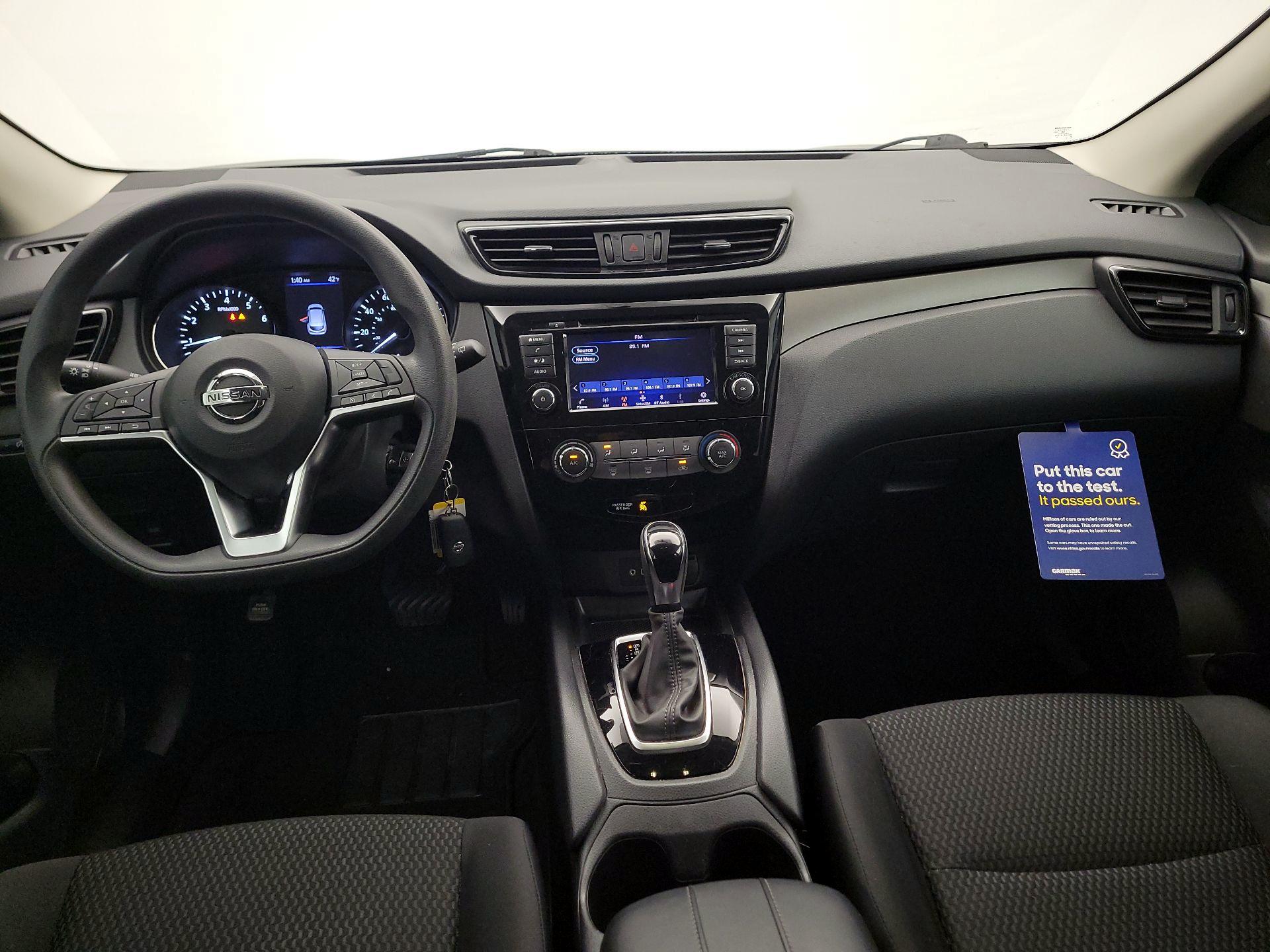 Thumbnail: 2019 Nissan Rogue Sport - 9