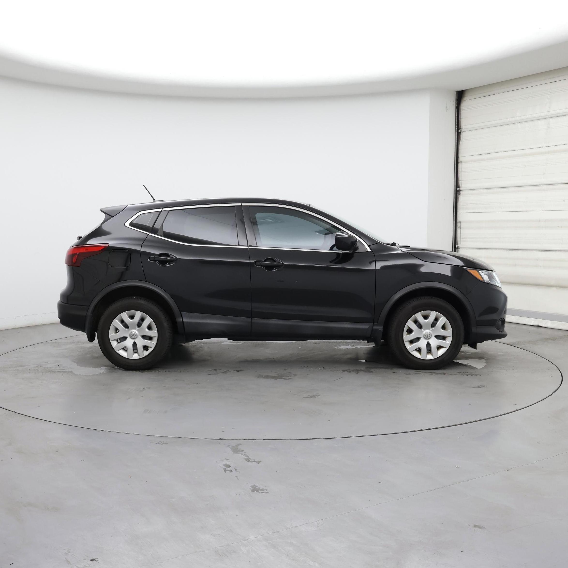 Thumbnail: 2019 Nissan Rogue Sport - 7