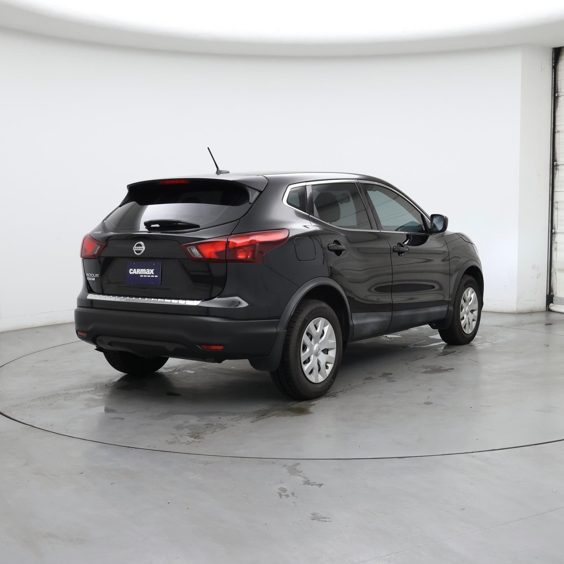 Thumbnail: 2019 Nissan Rogue Sport - 8