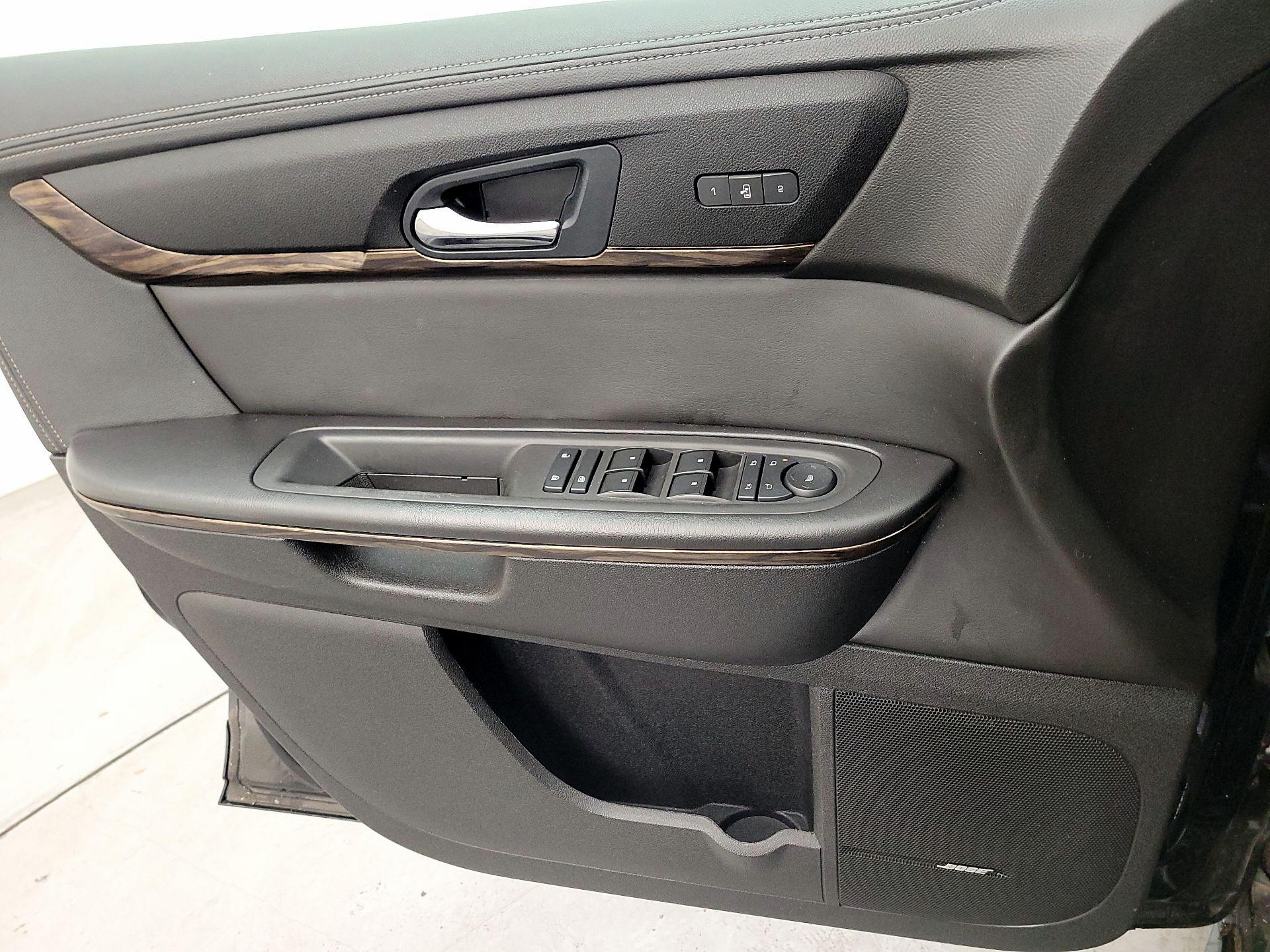 Thumbnail: 2016 GMC Acadia - 12