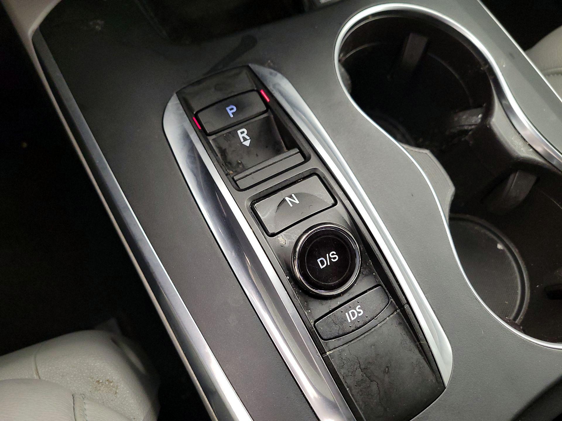 Thumbnail: 2016 Acura MDX - 17