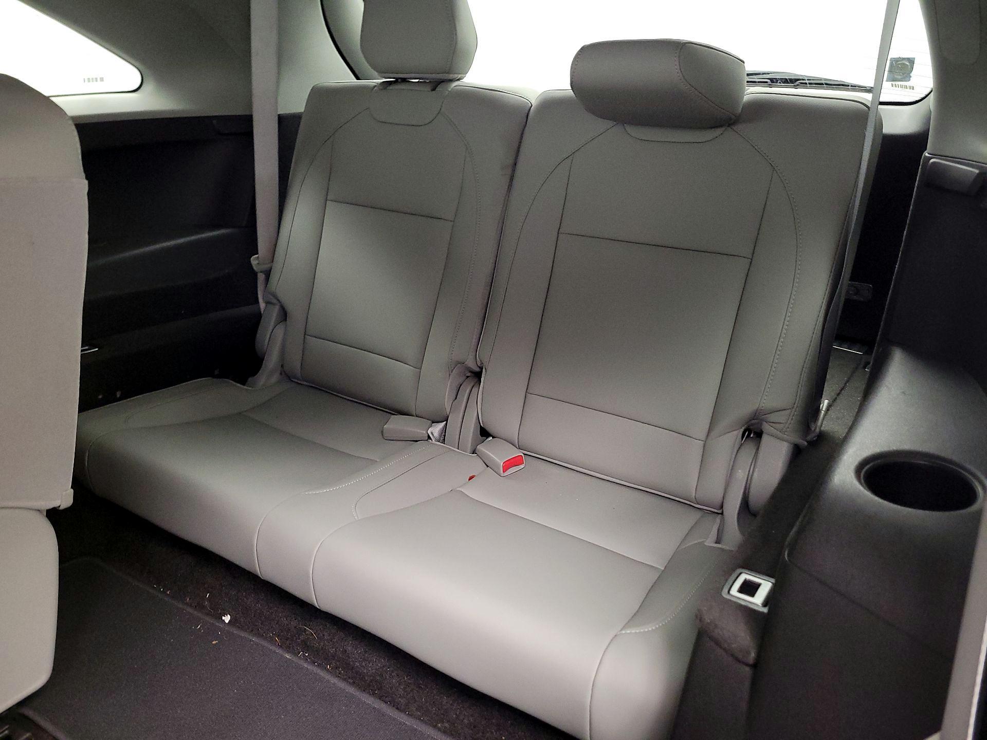 Thumbnail: 2016 Acura MDX - 20