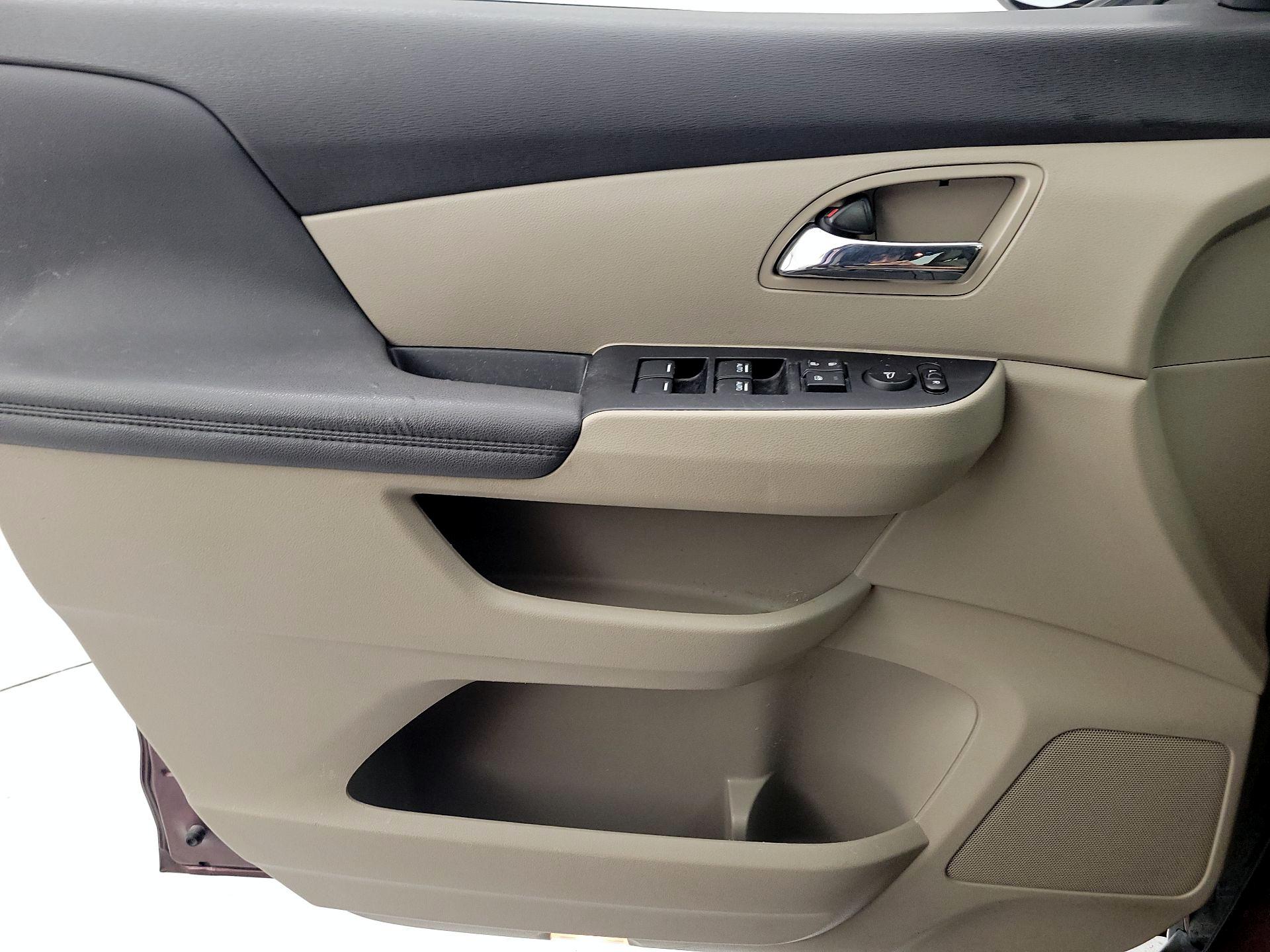 Thumbnail: 2016 Honda Odyssey - 12