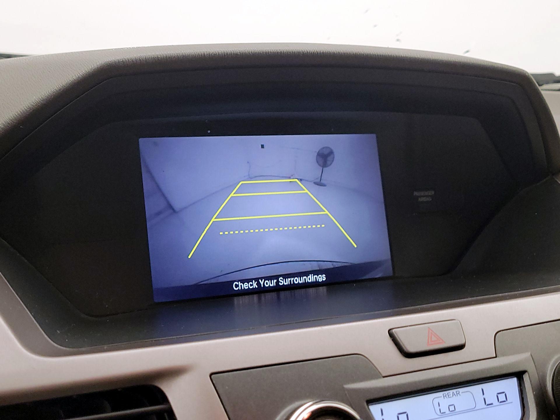 Thumbnail: 2016 Honda Odyssey - 14