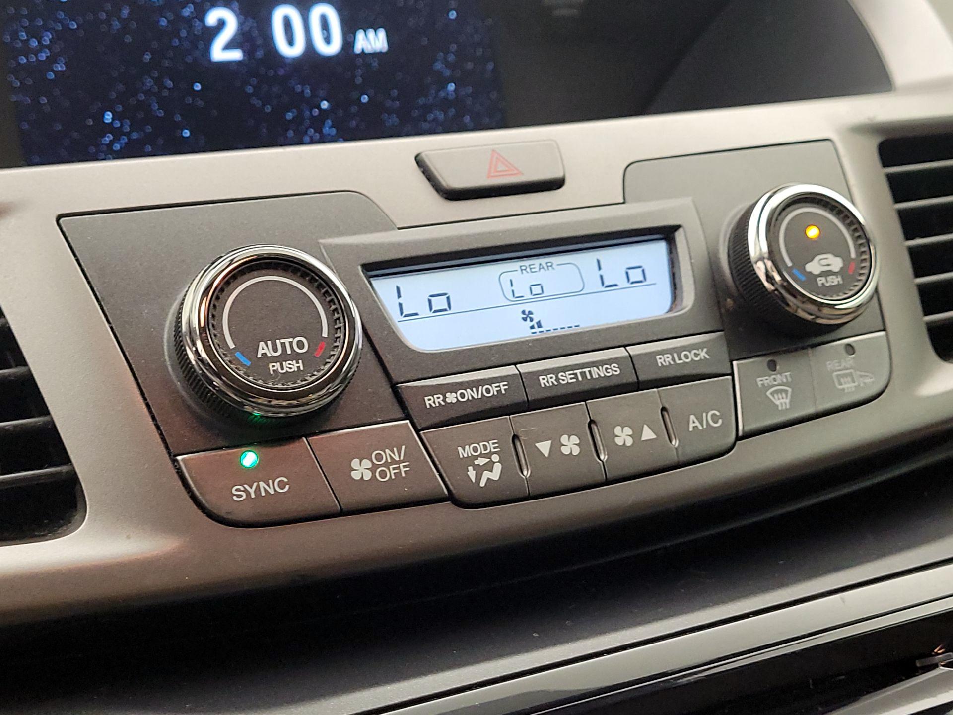 Thumbnail: 2016 Honda Odyssey - 16