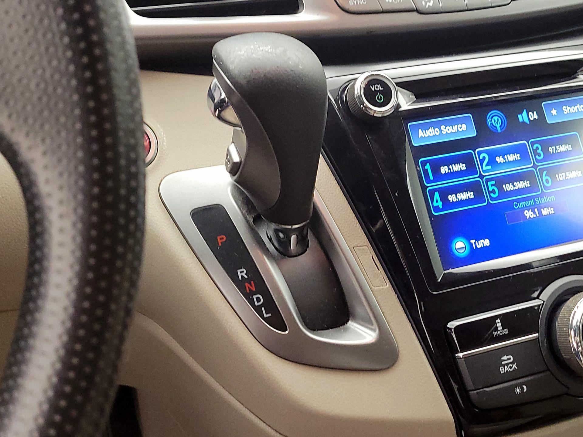 Thumbnail: 2016 Honda Odyssey - 17