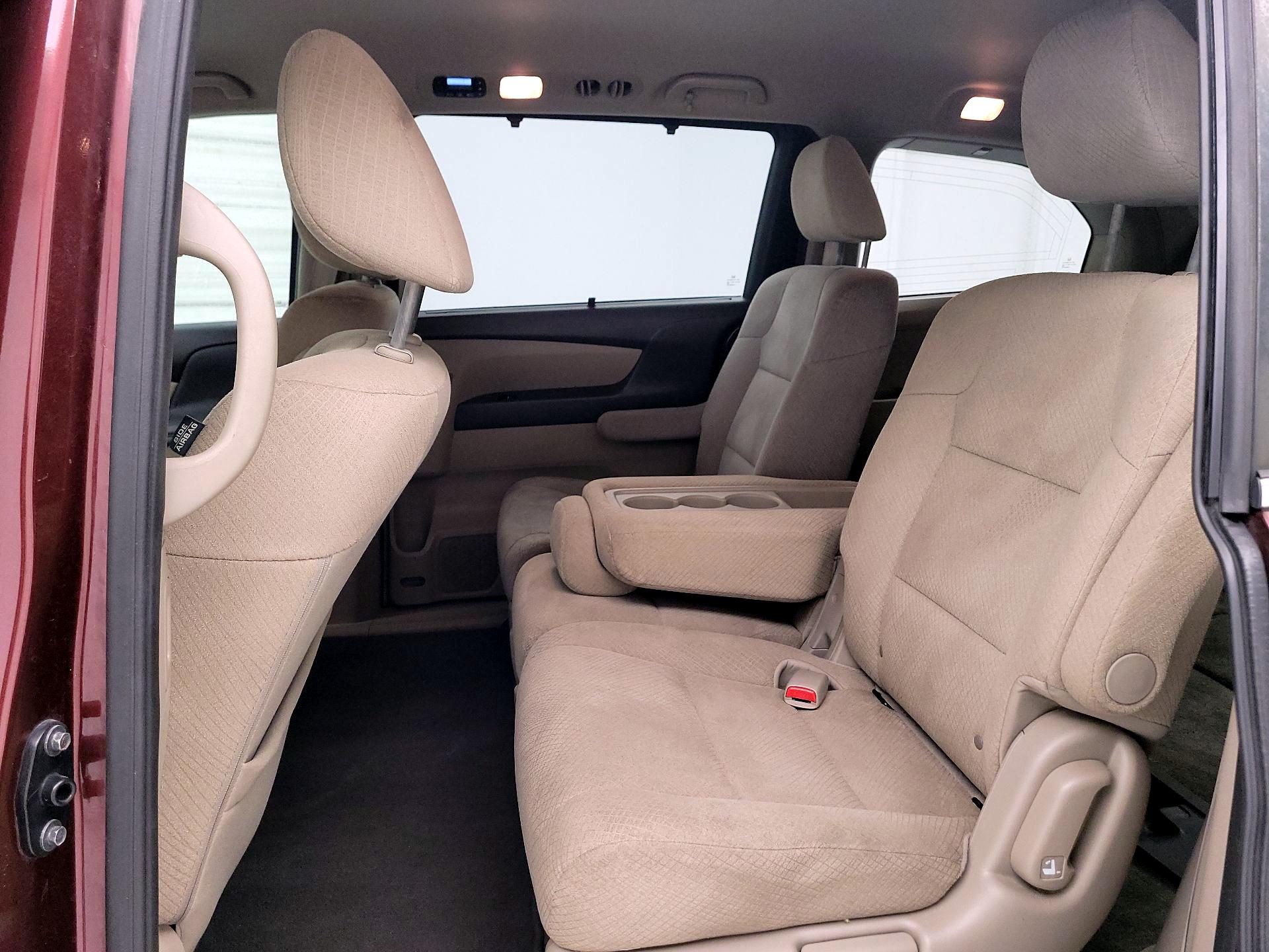 Thumbnail: 2016 Honda Odyssey - 19