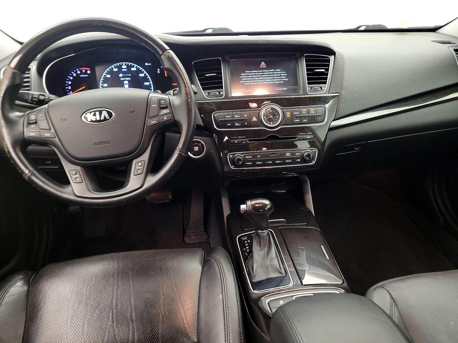 Thumbnail: 2014 Kia Cadenza - 9