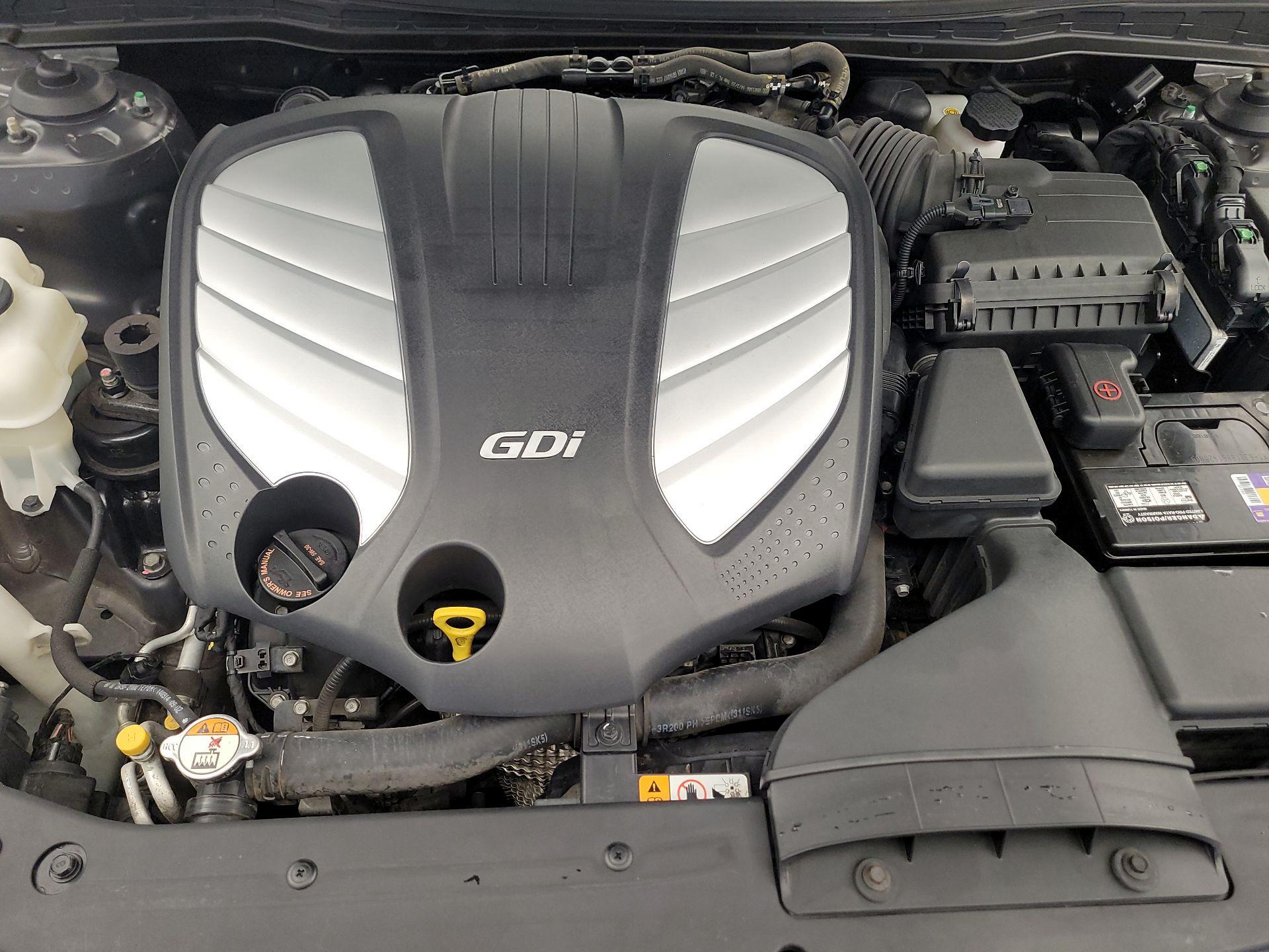 Thumbnail: 2014 Kia Cadenza - 17