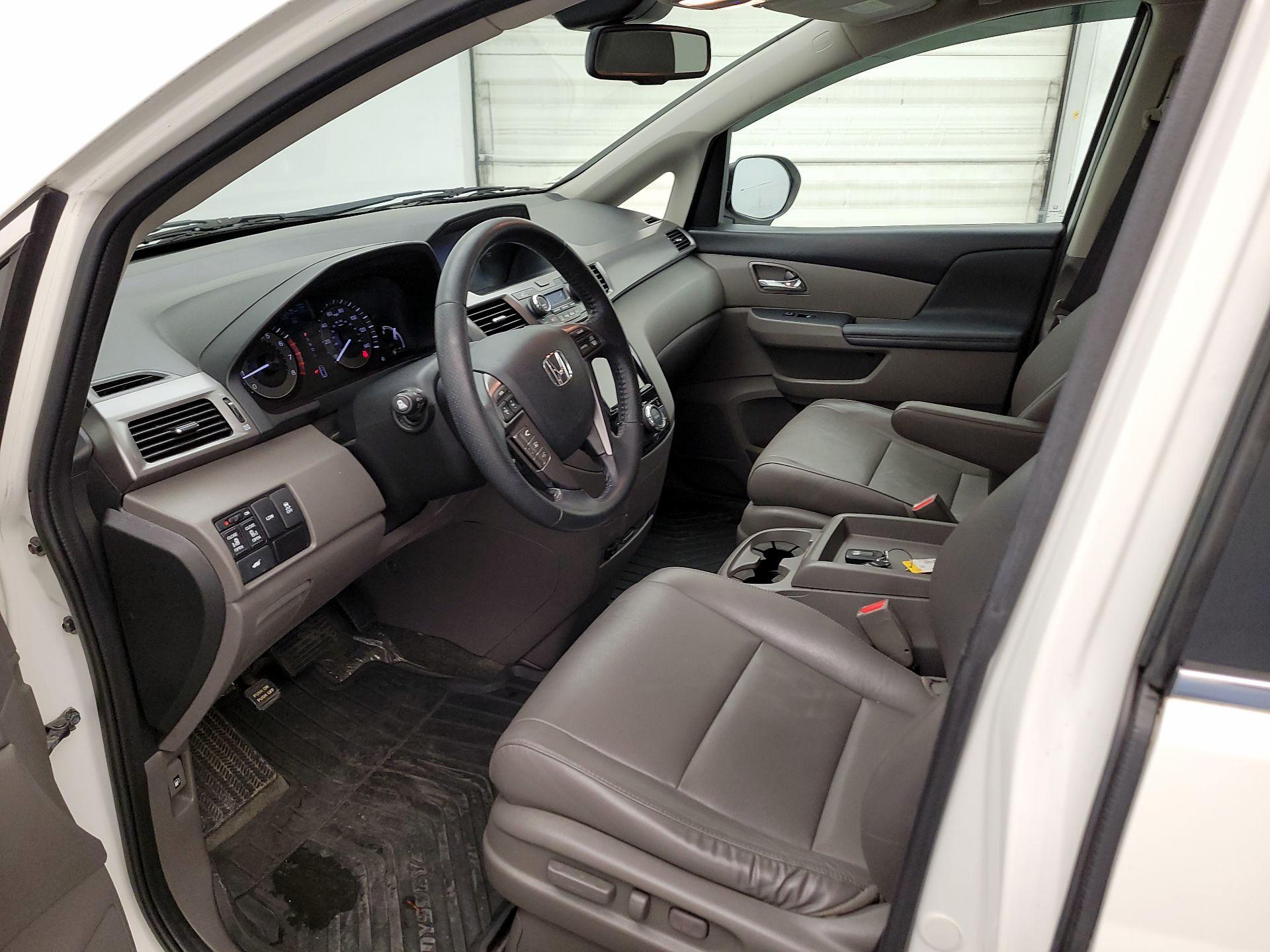 Thumbnail: 2016 Honda Odyssey - 11