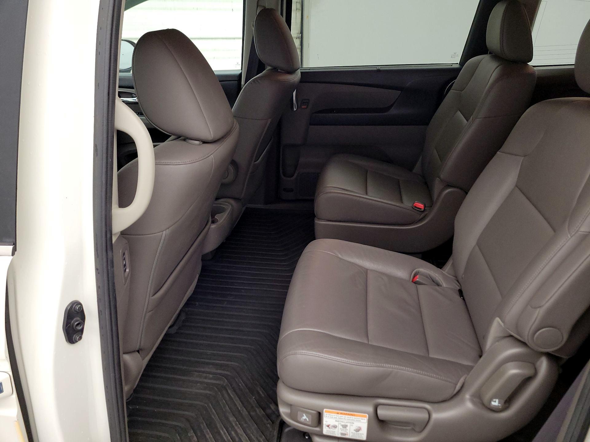 Thumbnail: 2016 Honda Odyssey - 19