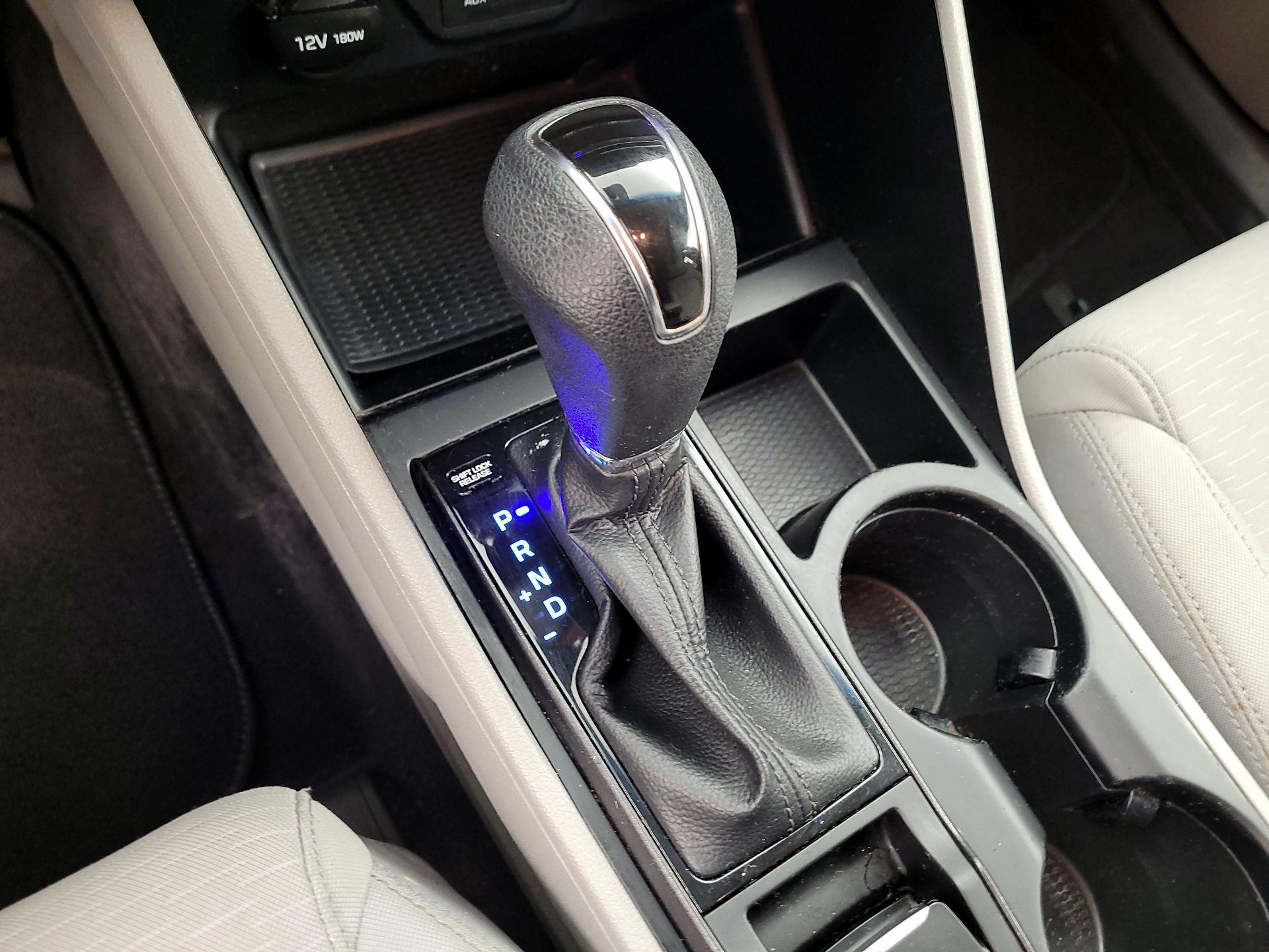 Thumbnail: 2019 Hyundai Tucson - 17