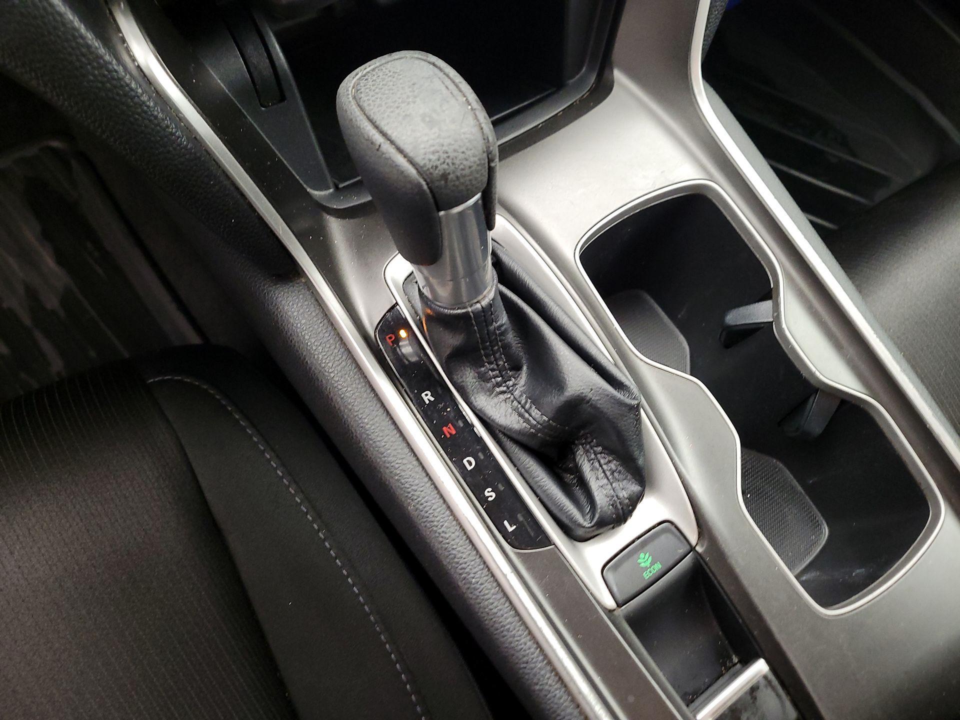 Thumbnail: 2019 Honda Accord - 17