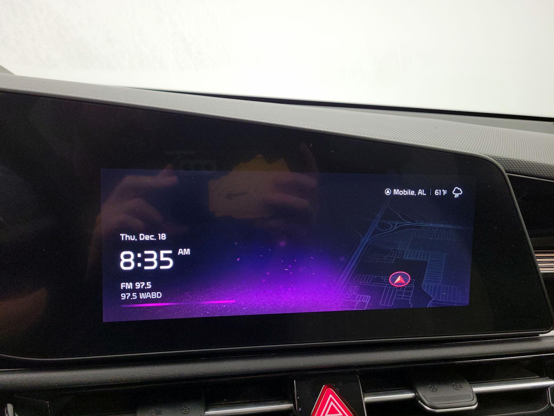 Thumbnail: 2023 Kia Niro - 13