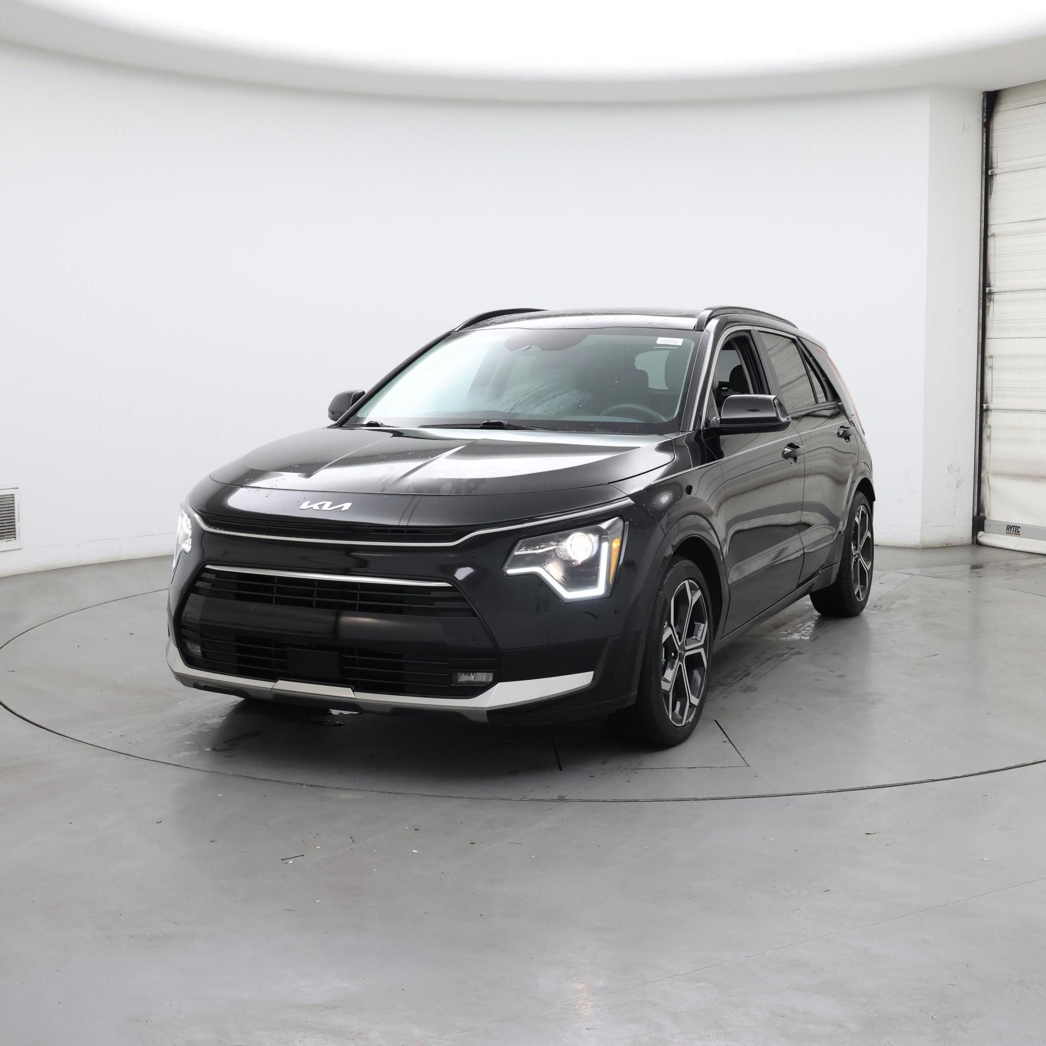 Thumbnail: 2023 Kia Niro - 4