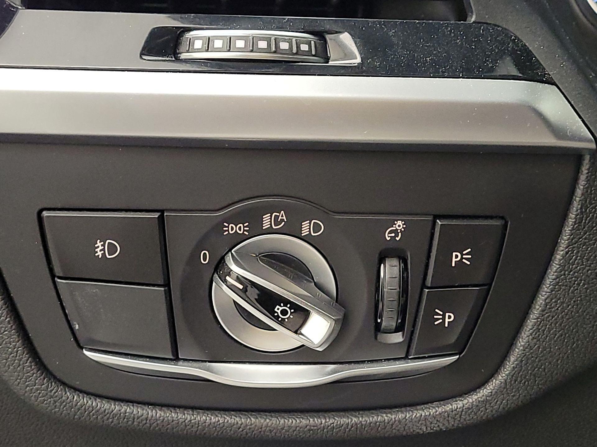 Thumbnail: 2019 BMW X3 - 13