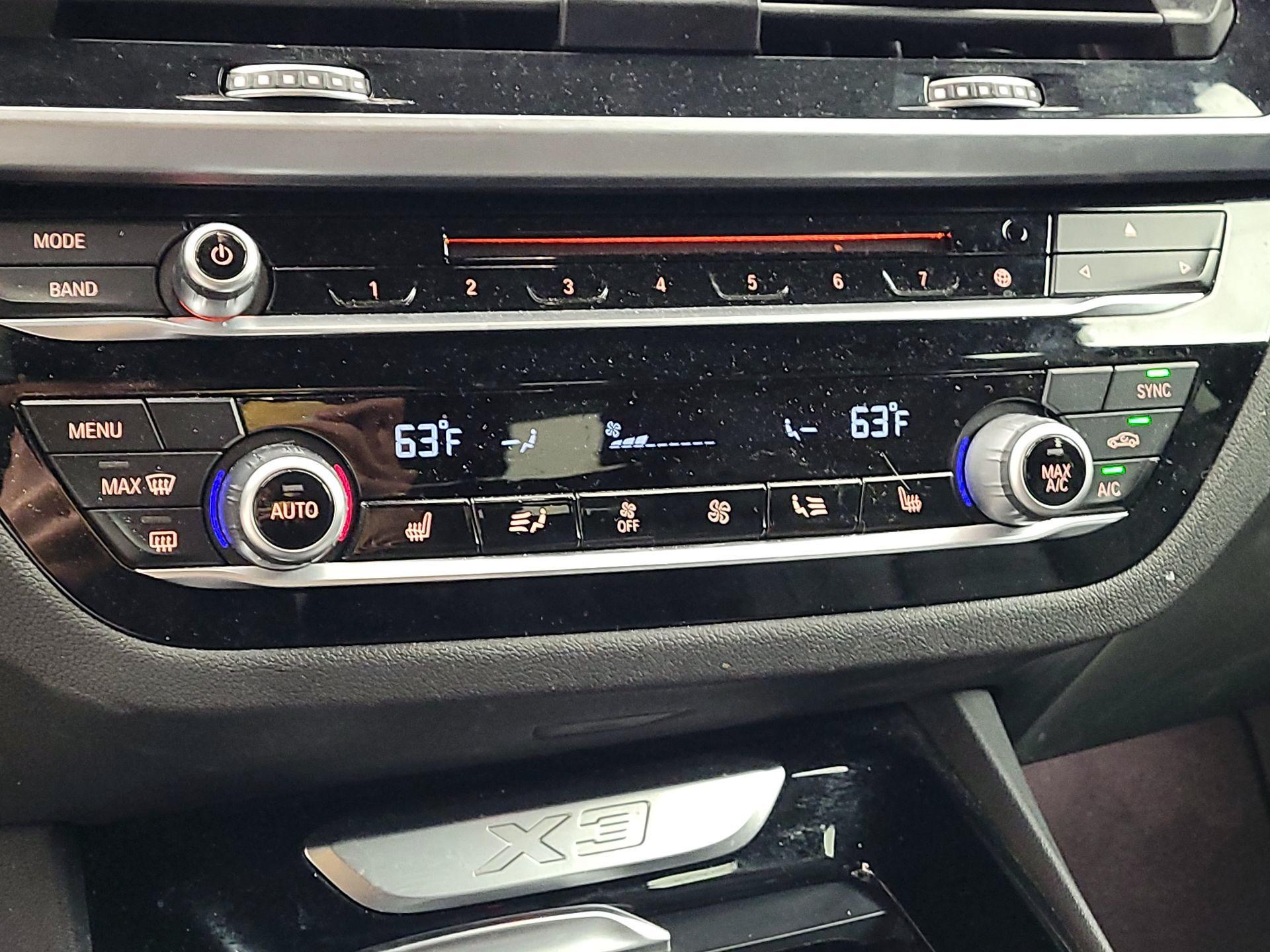 Thumbnail: 2019 BMW X3 - 16