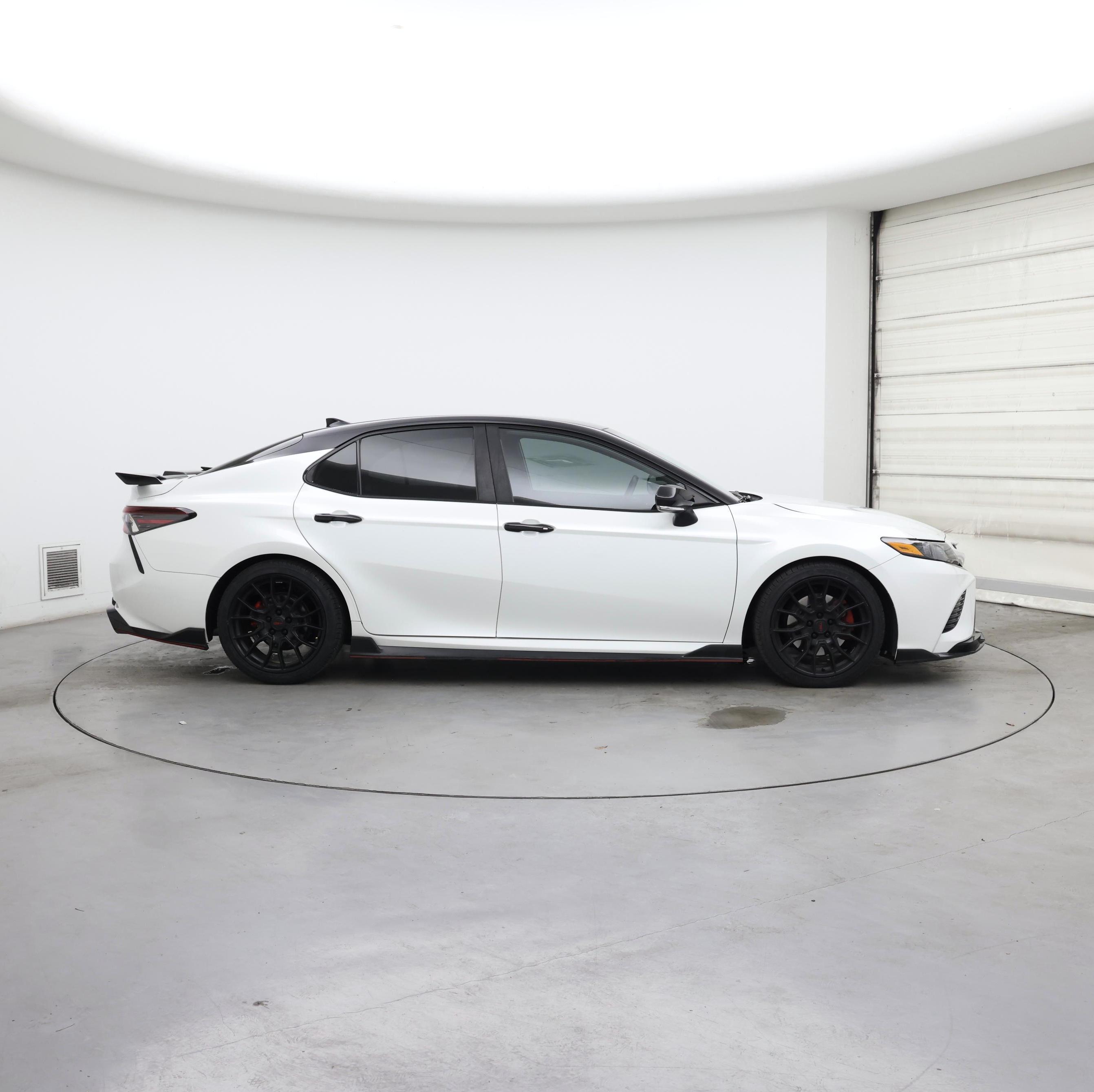 Thumbnail: 2023 Toyota Camry - 7