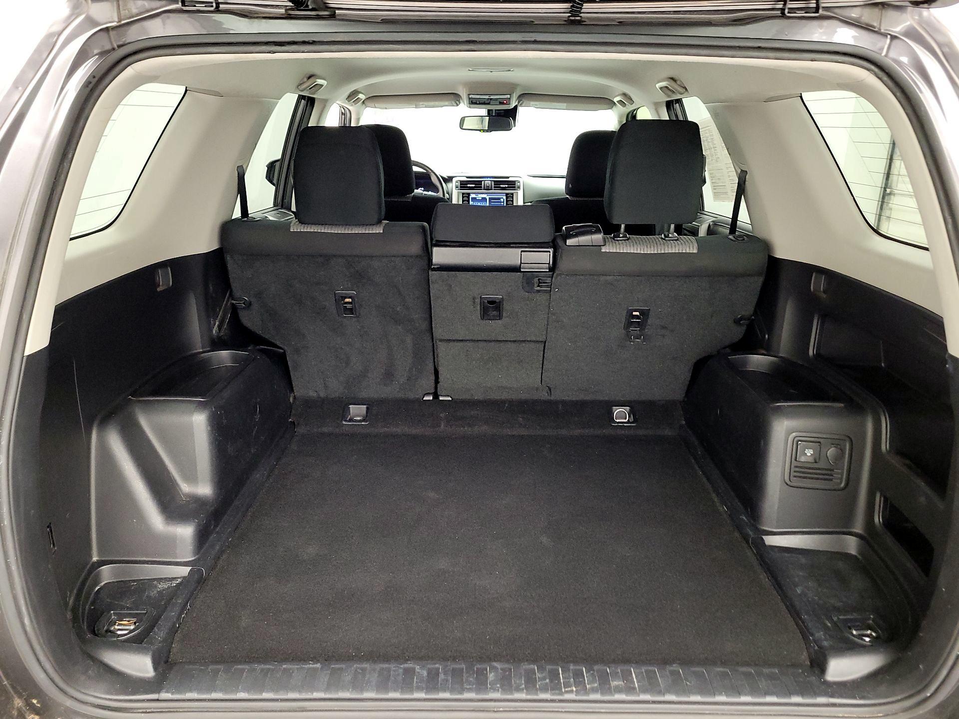 Thumbnail: 2020 Toyota 4Runner - 20