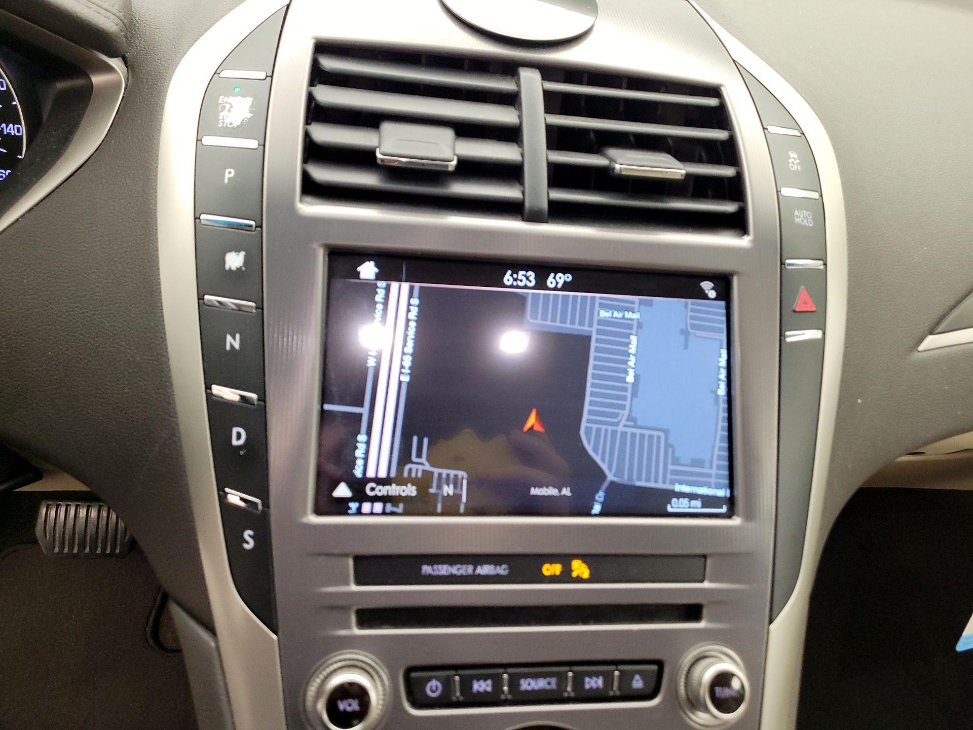 Thumbnail: 2018 Lincoln MKZ - 13