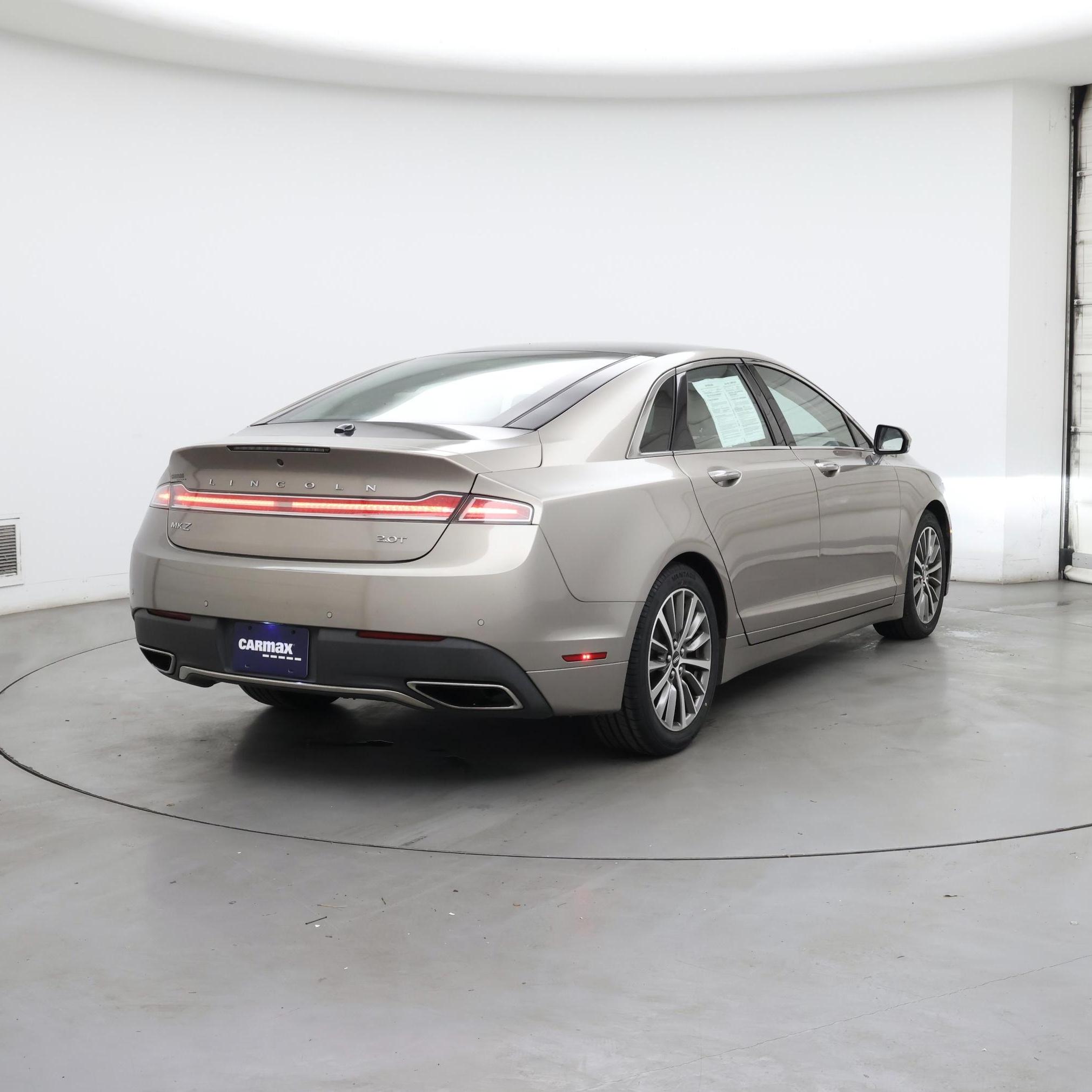 Thumbnail: 2018 Lincoln MKZ - 8